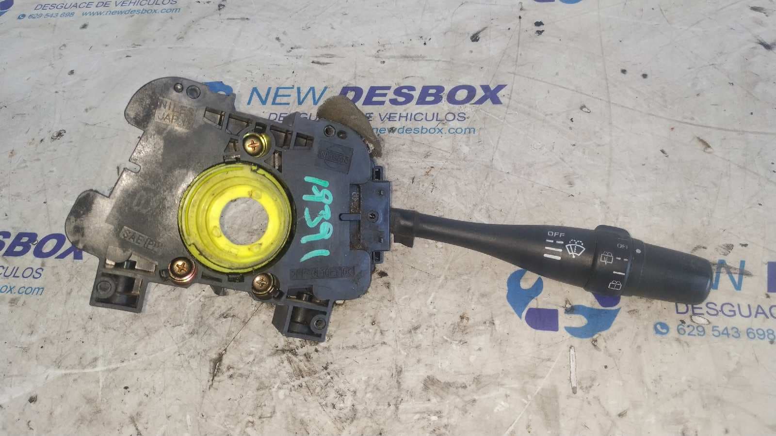 Recambio de MANDO LIMPIA para NISSAN PATROL GR (Y61) 2.8 Turbodiesel CAT RD28T referencia OEM IAM    - GRIS