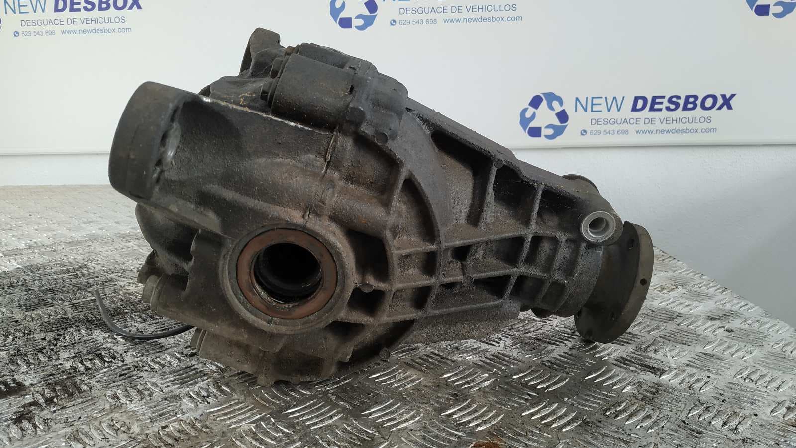 Recambio de DIFERENCIAL TRASERO para MERCEDES-BENZ CLASE M (W163) OM612963 referencia OEM IAM 4460310013   - NEGRO 6