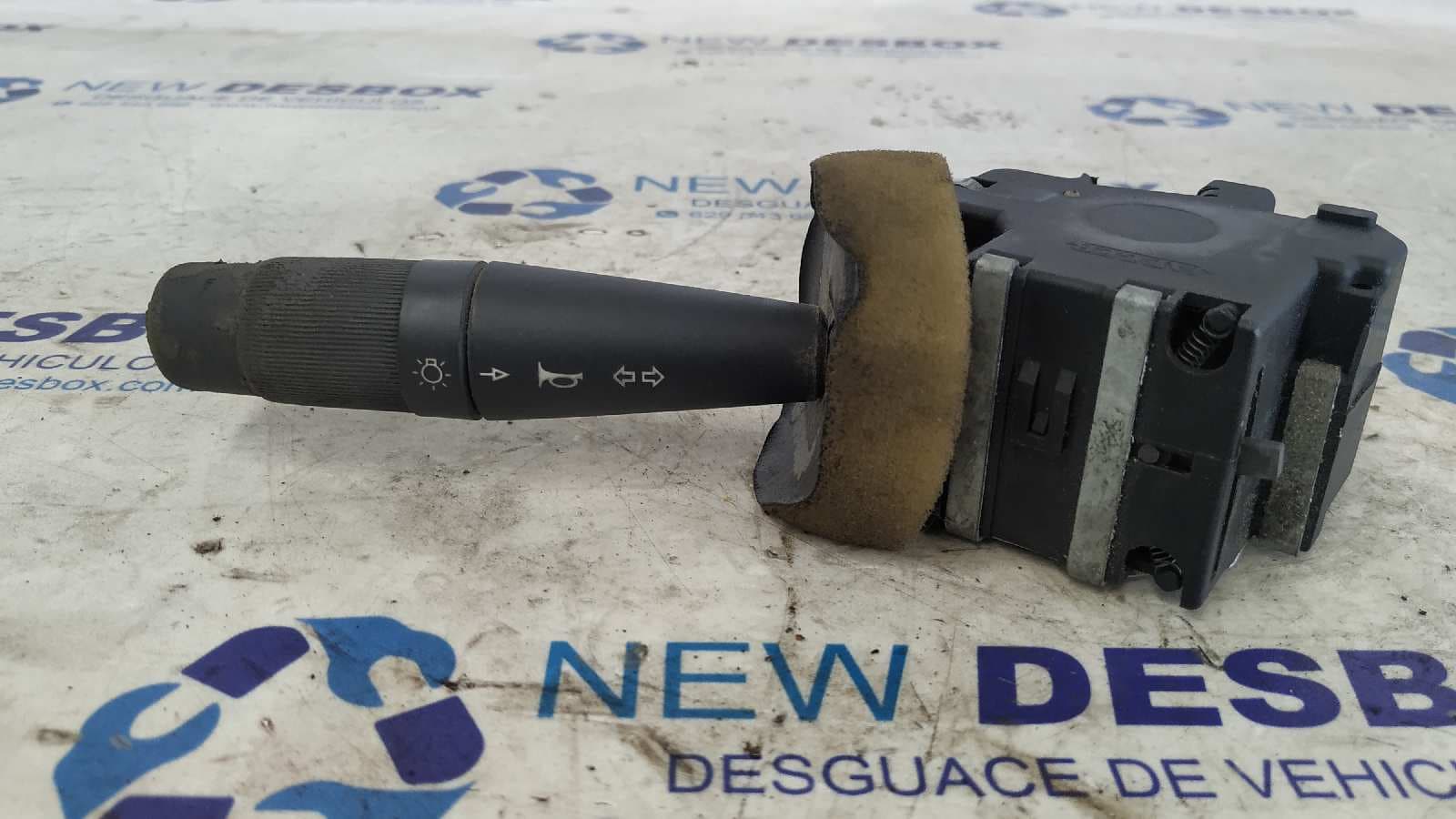 Recambio de MANDO INTERMITENTES para PEUGEOT 205 BERLINA 1.1 Mito referencia OEM IAM