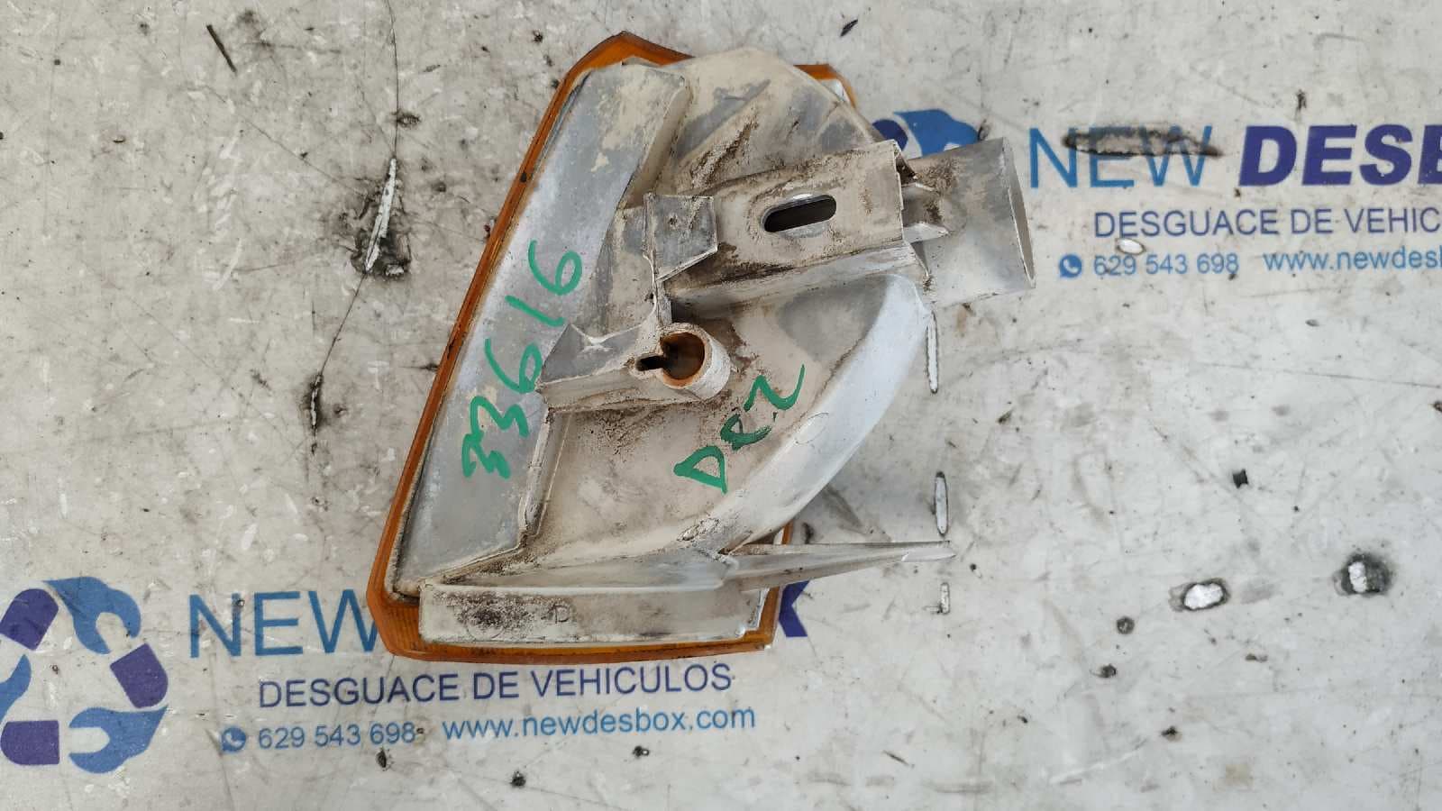 Recambio de PILOTO DELANTERO DERECHO para PEUGEOT 205 BERLINA 1.1 Mito referencia OEM IAM 630330 2