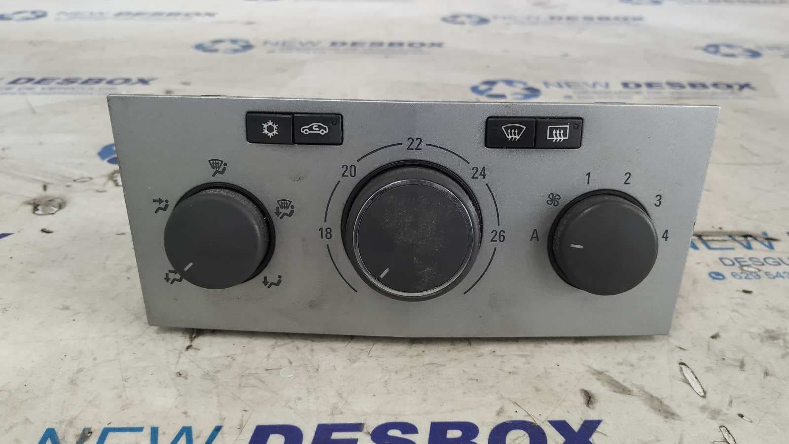 Recambio de MANDO CLIMATIZADOR para OPEL ASTRA H BER. 1.6 16V CAT Z16XER referencia OEM IAM 13261826   - ROJO