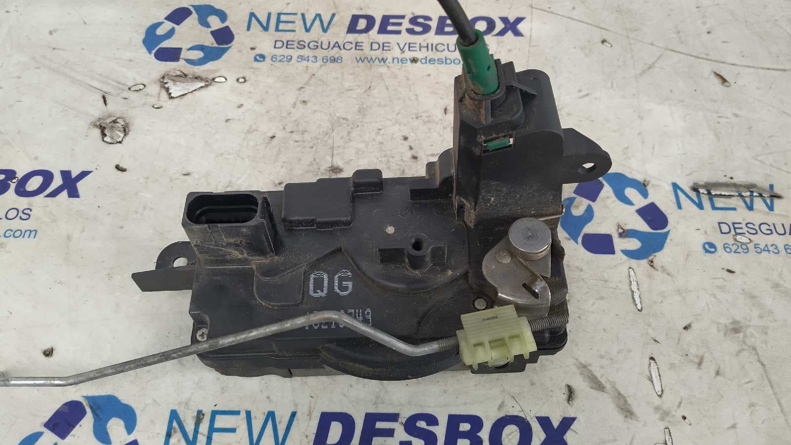 Recambio de CERRADURA PUERTA DELANTERA DERECHA para OPEL ASTRA H BER. 1.6 16V CAT Z16XER referencia OEM IAM 13210749   - ROJO