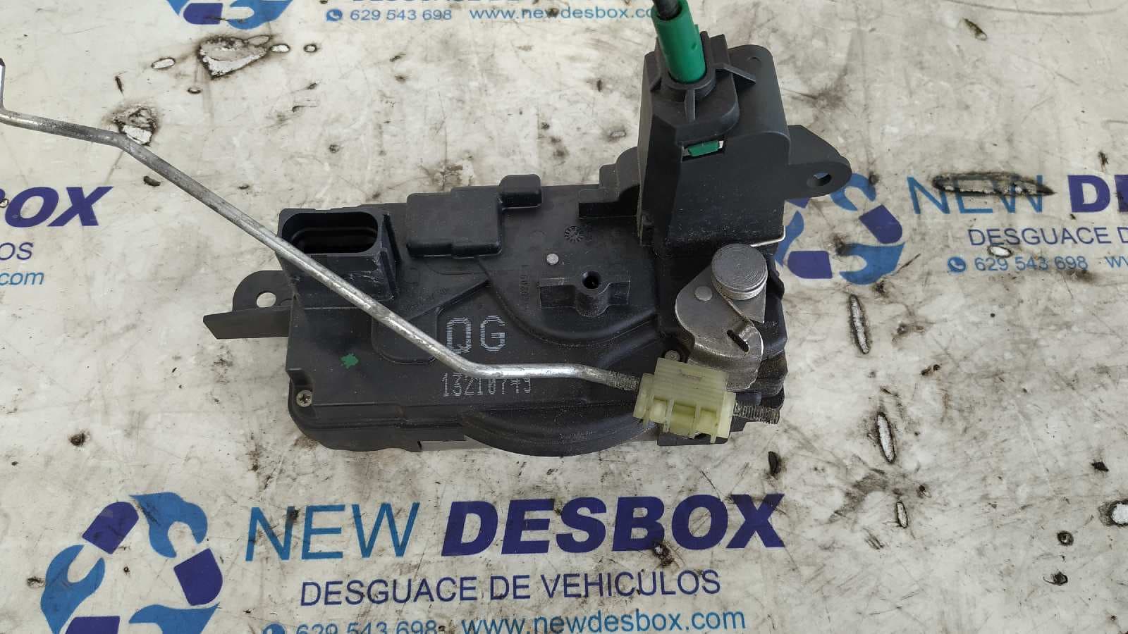 Recambio de CERRADURA PUERTA DELANTERA DERECHA para OPEL ASTRA H BER. 1.7 16V CDTI Z17DTH referencia OEM IAM 13210749   - GRIS