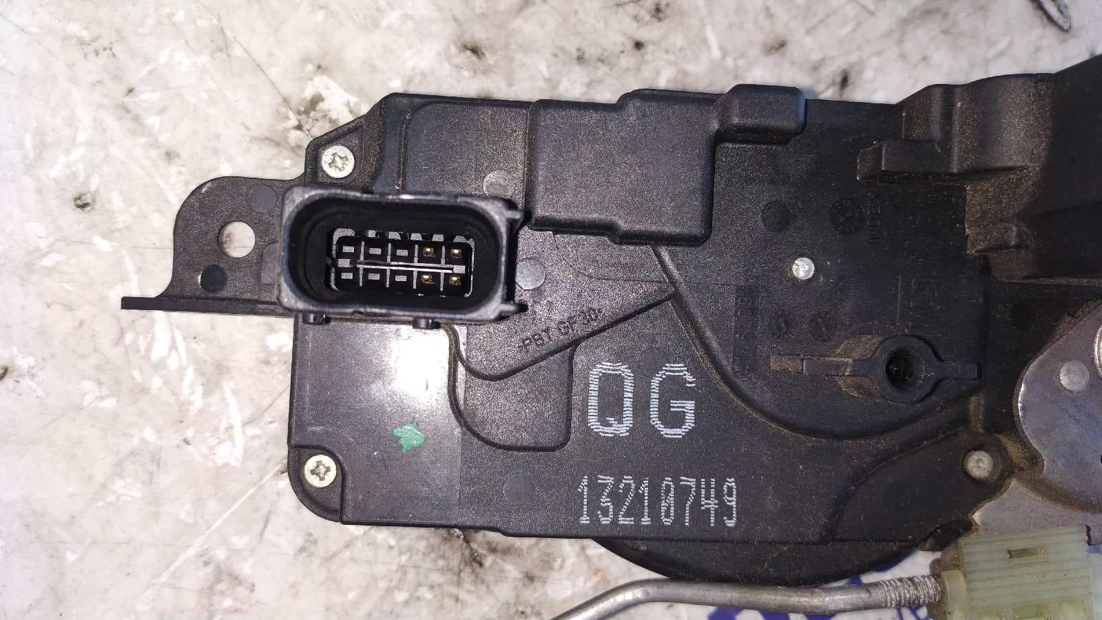 Recambio de CERRADURA PUERTA DELANTERA DERECHA para OPEL ASTRA H BER. 1.7 16V CDTI Z17DTH referencia OEM IAM 13210749   - GRIS 4