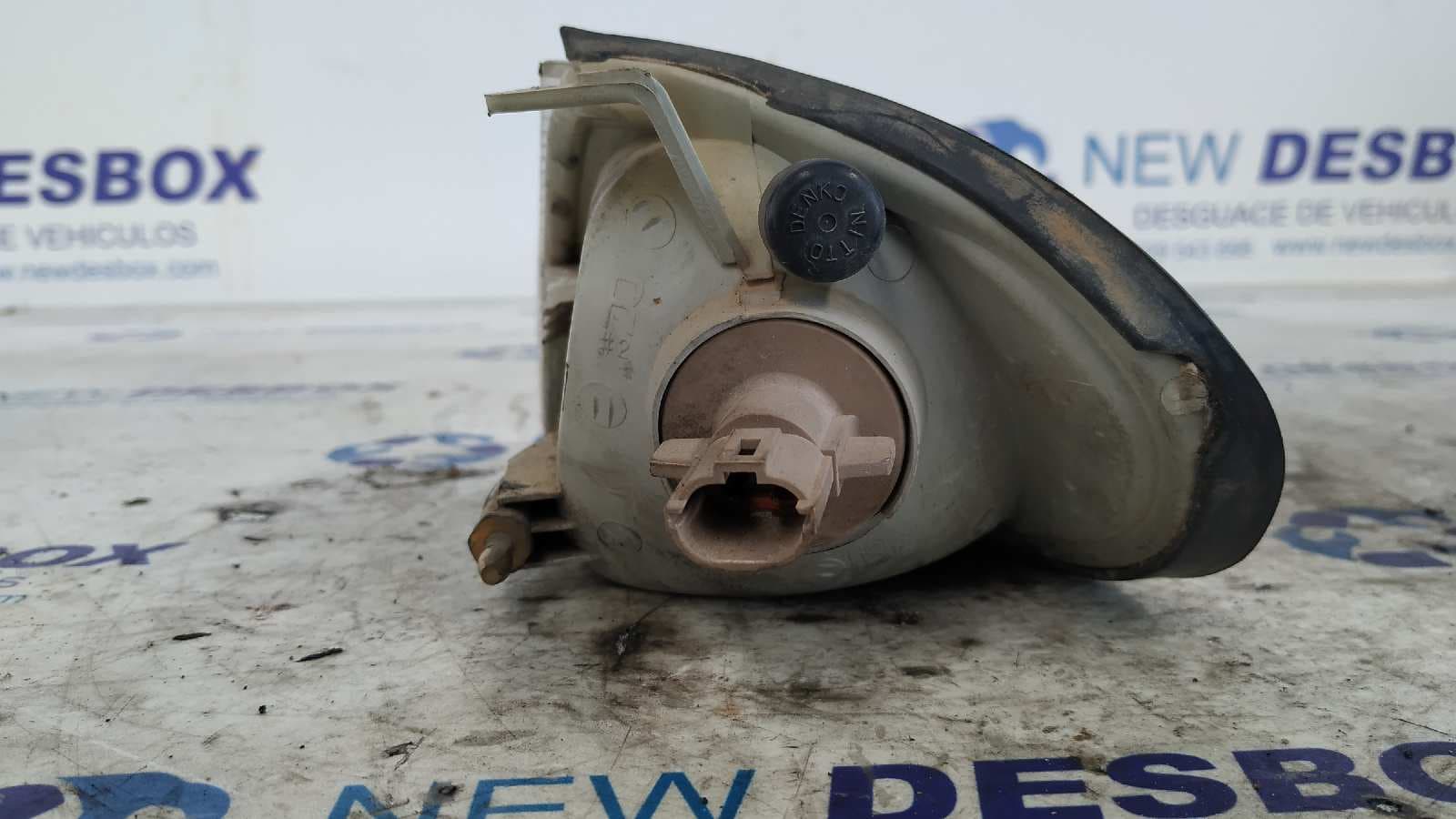 Recambio de PILOTO DELANTERO DERECHO para HYUNDAI LANTRA BERLINA (RD) 1.9 Diesel CAT DJY referencia OEM IAM 92302295   - BLANCO 2