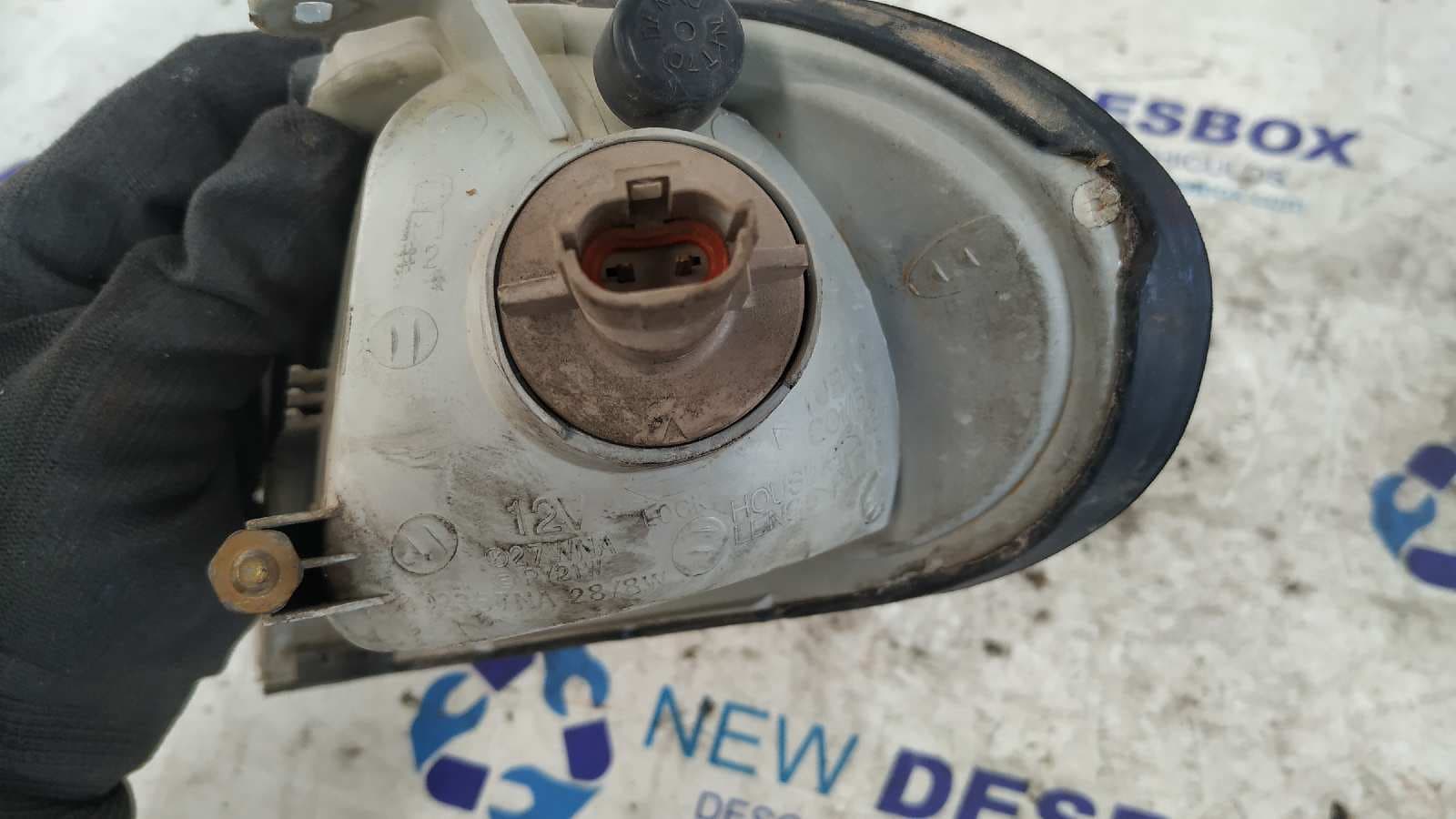 Recambio de PILOTO DELANTERO DERECHO para HYUNDAI LANTRA BERLINA (RD) 1.9 Diesel CAT DJY referencia OEM IAM 92302295   - BLANCO 5