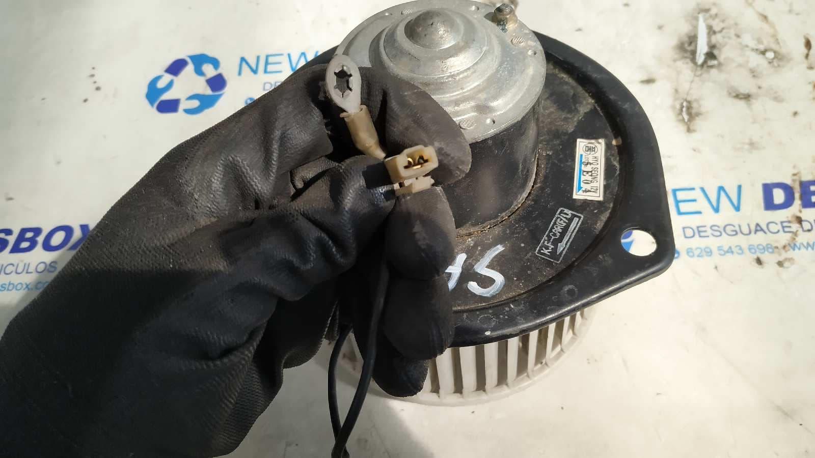 Recambio de MOTOR CALEFACCION para SSANGYONG FAMILY 2.5 XD3F referencia OEM IAM 5E04 3
