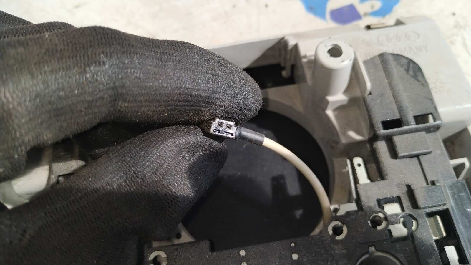Recambio de LUZ INTERIOR para AUDI A3 (8P) 2.0 TDI Attraction Quattro BKD referencia OEM IAM 8P0947135D   - NEGRO 6