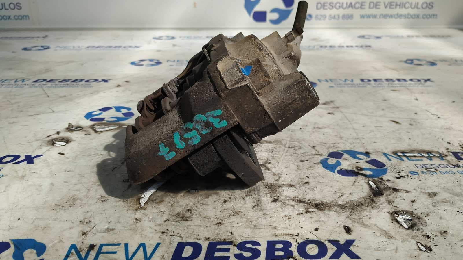 Recambio de PINZA DE FRENO DELANTERA DERECHA para CITROEN C15 1.8 Diesel (161) 161A referencia OEM IAM    - BLANCO 3