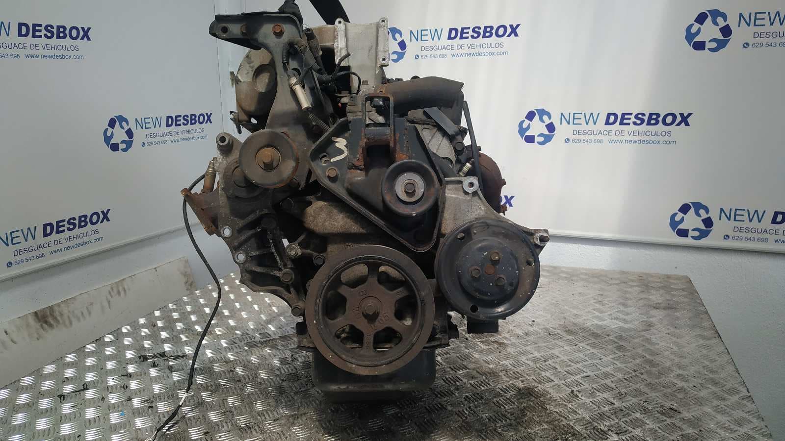 Recambio de MOTOR para CHRYSLER VOYAGER (ES) 3.3 LE Grand Voyager 3.3 referencia OEM IAM 3.3   - NEGRA