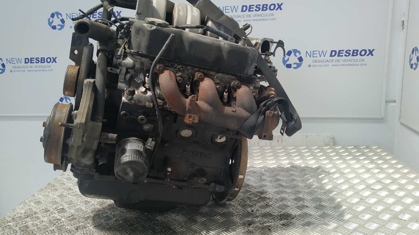 Recambio de MOTOR para CHRYSLER VOYAGER (ES) 3.3 LE Grand Voyager 3.3 referencia OEM IAM 3.3   - NEGRA 8