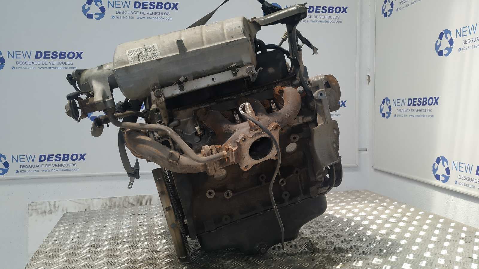 Recambio de MOTOR para CHRYSLER VOYAGER (ES) 3.3 LE Grand Voyager 3.3 referencia OEM IAM 3.3   - NEGRA 6