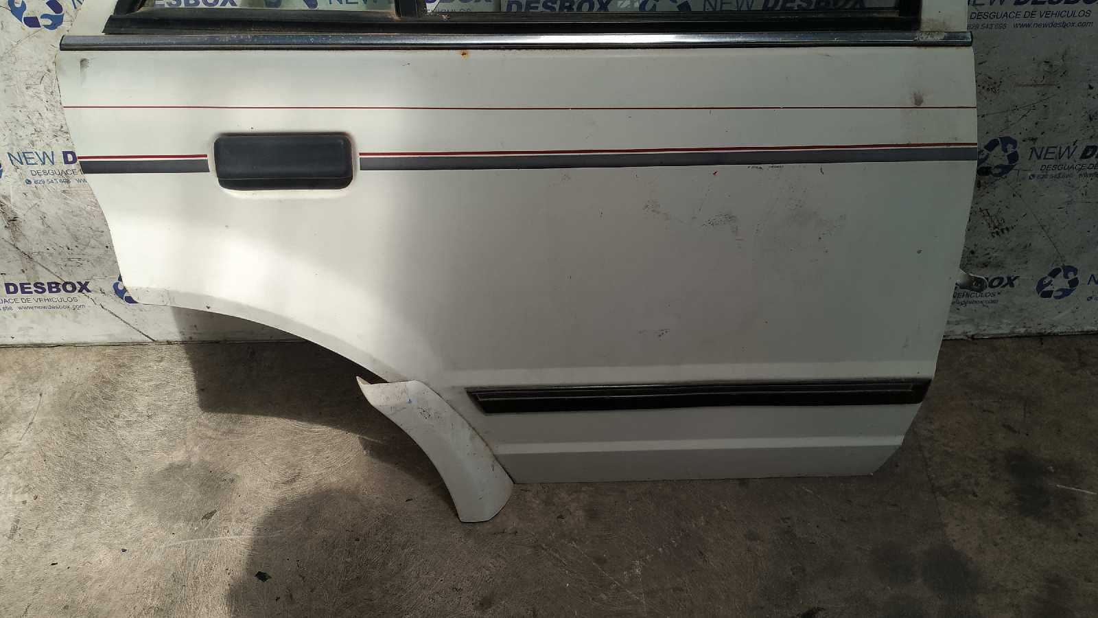 Recambio de PUERTA TRASERA DERECHA para FORD ESCORT BERL./TURN./CAB./EXPRESS 1.6 Escort Cabrio LR referencia OEM IAM    - BLANCO 4