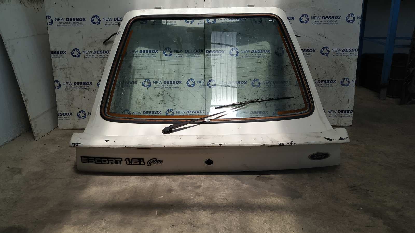 Recambio de PORTON TRASERO para FORD ESCORT BERL./TURN./CAB./EXPRESS 1.6 Escort Cabrio LR referencia OEM IAM    - BLANCO