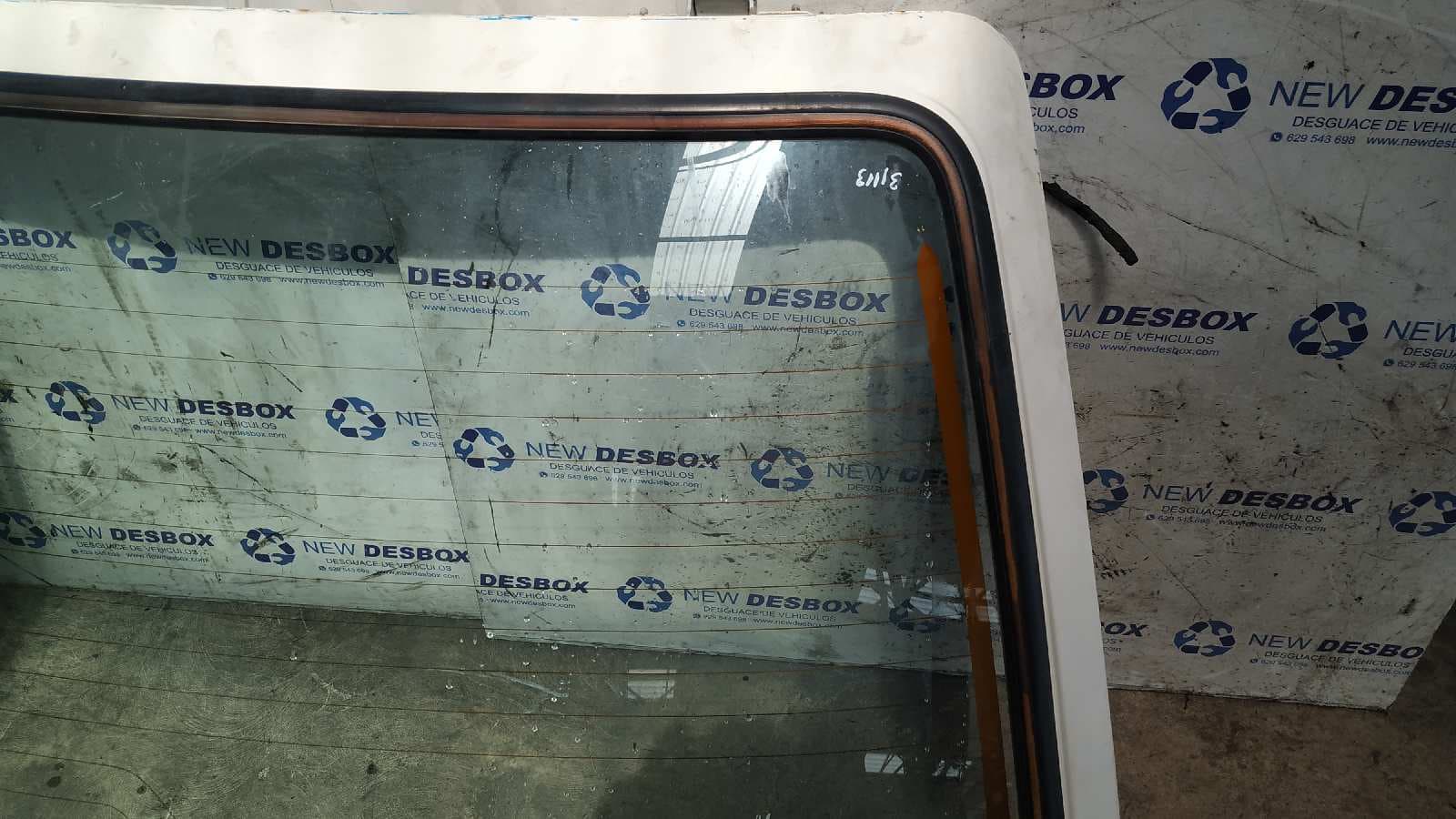 Recambio de PORTON TRASERO para FORD ESCORT BERL./TURN./CAB./EXPRESS 1.6 Escort Cabrio LR referencia OEM IAM    - BLANCO 6