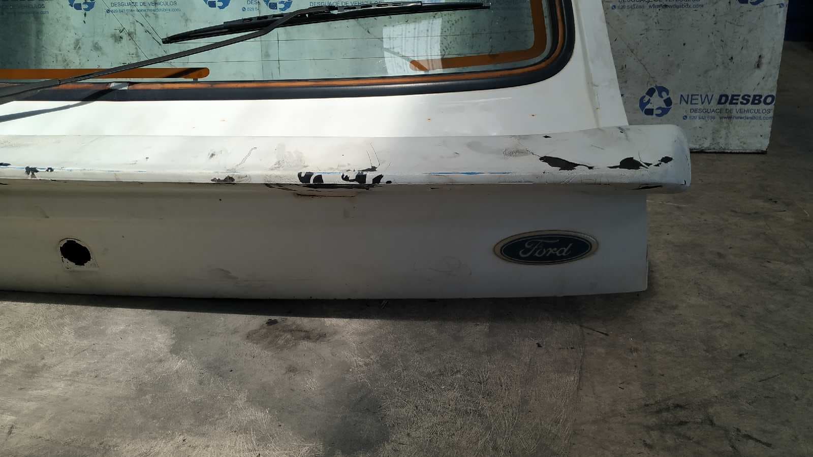 Recambio de PORTON TRASERO para FORD ESCORT BERL./TURN./CAB./EXPRESS 1.6 Escort Cabrio LR referencia OEM IAM    - BLANCO 4