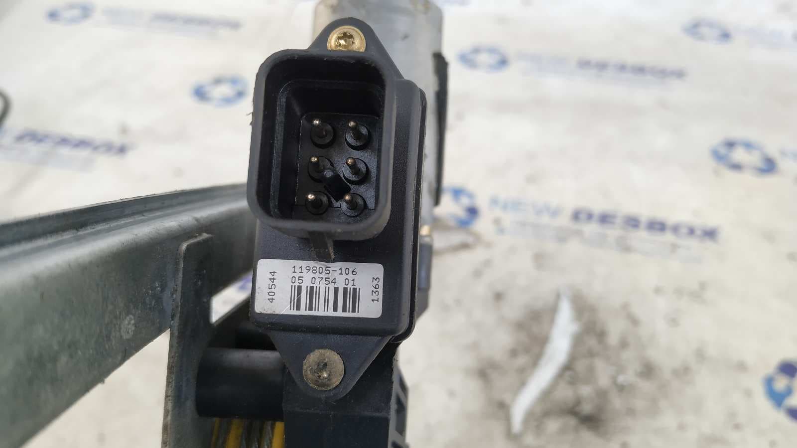 Recambio de ELEVALUNAS TRASERO IZQUIERDO para OPEL ASTRA G BERLINA Z18XE referencia OEM IAM 850566   - BLANCO 3
