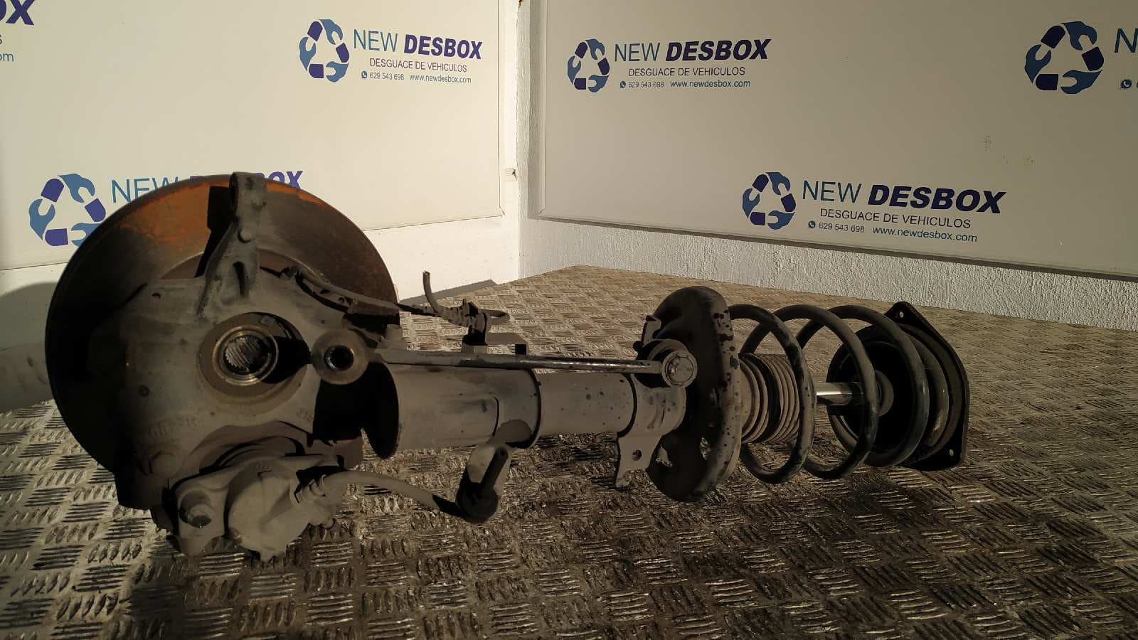 Recambio de MANGUETA DELANTERA IZQUIERDA para RENAULT FLUENCE Dynamique K9KG8 referencia OEM IAM    - BLANCO