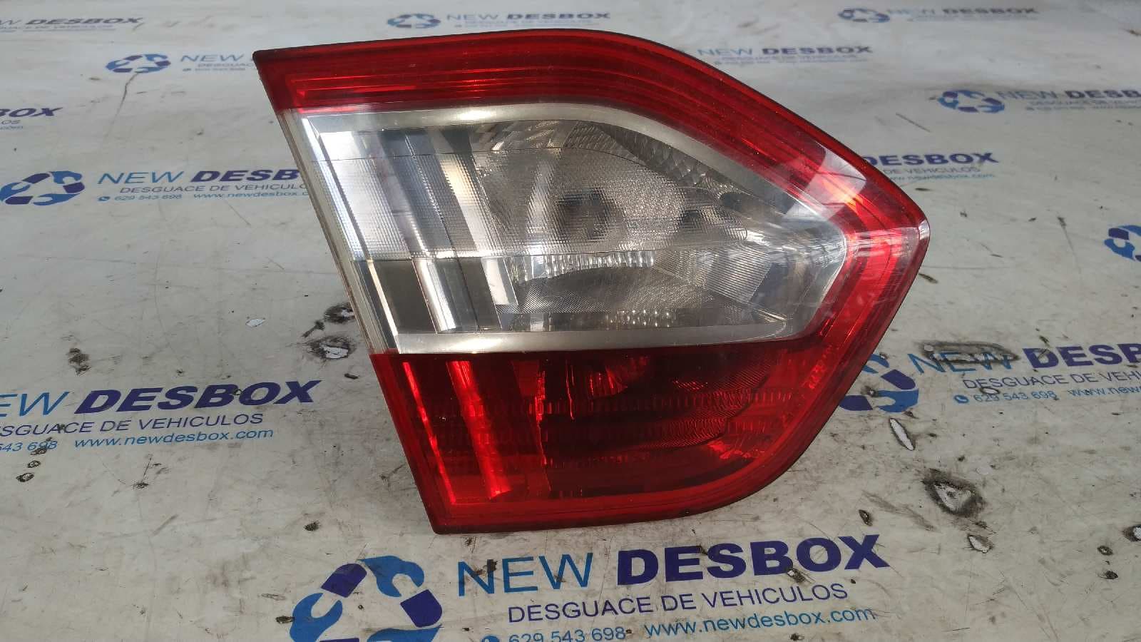 Recambio de PILOTO PORTON IZQUIERDO para RENAULT FLUENCE Dynamique K9KG8 referencia OEM IAM 265550041R   - BLANCO