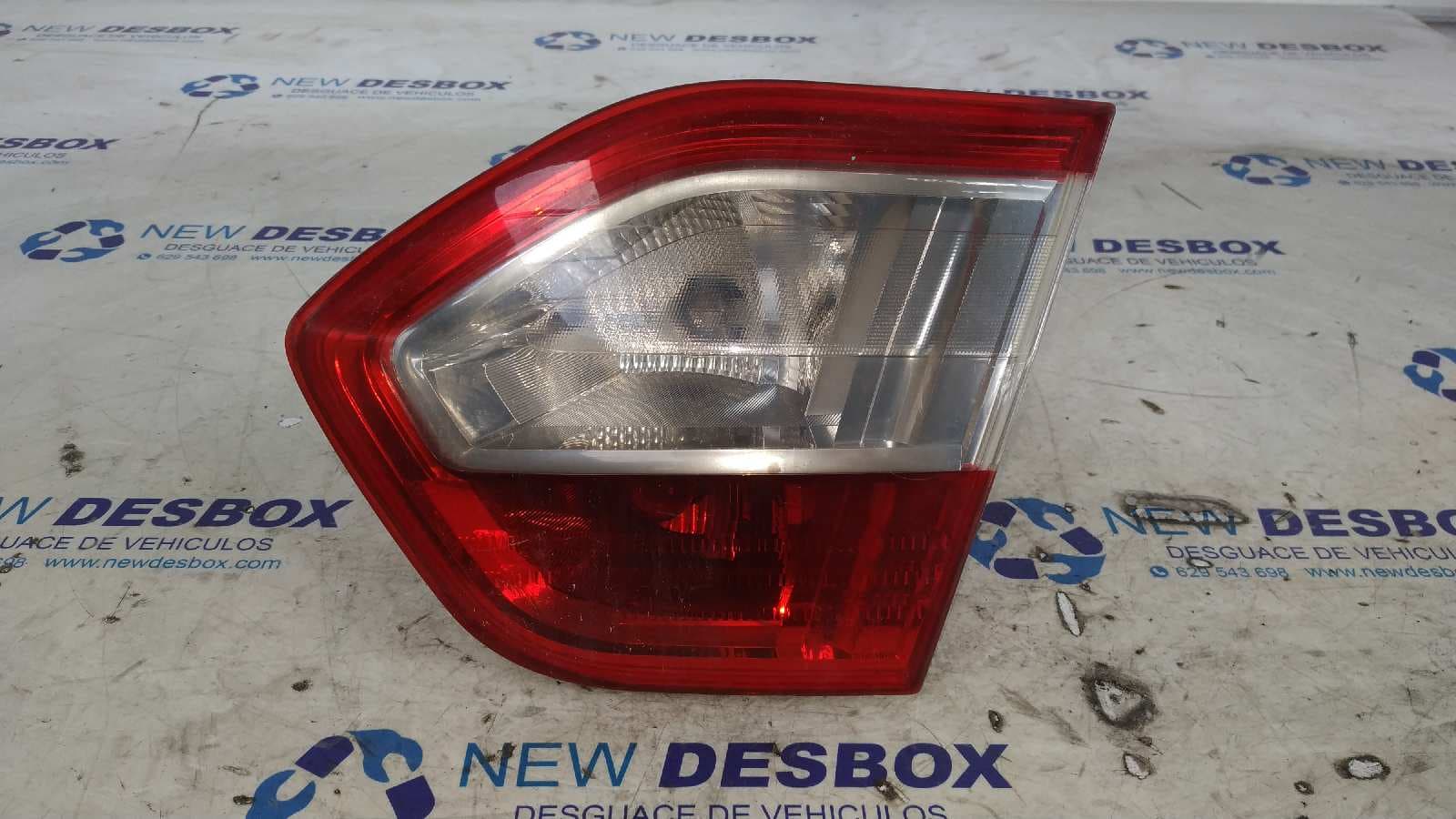 Recambio de PILOTO PORTON DERECHO para RENAULT FLUENCE Dynamique K9KG8 referencia OEM IAM 265500038R   - BLANCO
