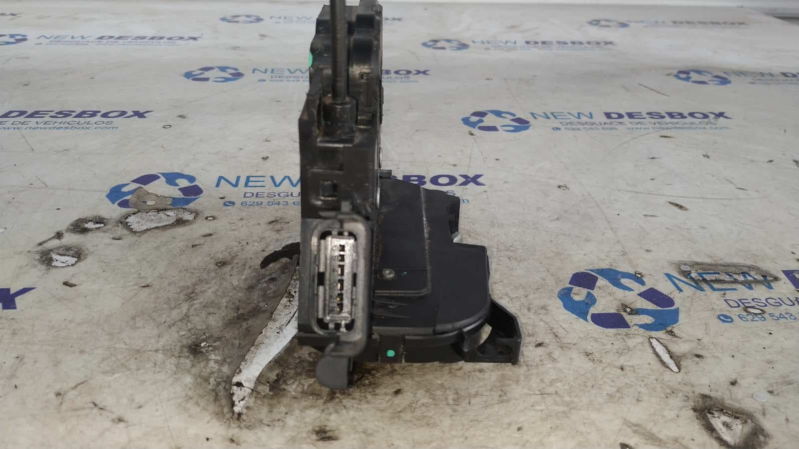 Recambio de CERRADURA PUERTA TRASERA IZQUIERDA para RENAULT FLUENCE Dynamique K9KG8 referencia OEM IAM 825030019R   - BLANCO 2