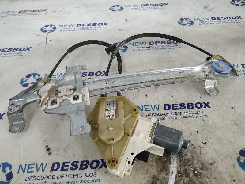 Recambio de ELEVALUNAS TRASERO DERECHO para RENAULT FLUENCE Dynamique K9KG8 referencia OEM IAM    - BLANCO 4