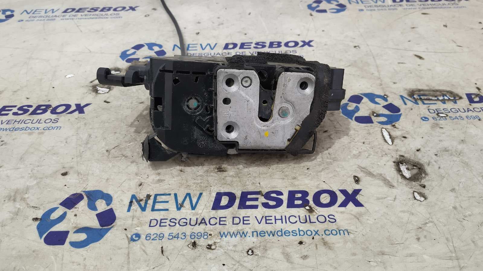 Recambio de CERRADURA PUERTA TRASERA DERECHA para RENAULT FLUENCE Dynamique K9KG8 referencia OEM IAM    - BLANCO 3