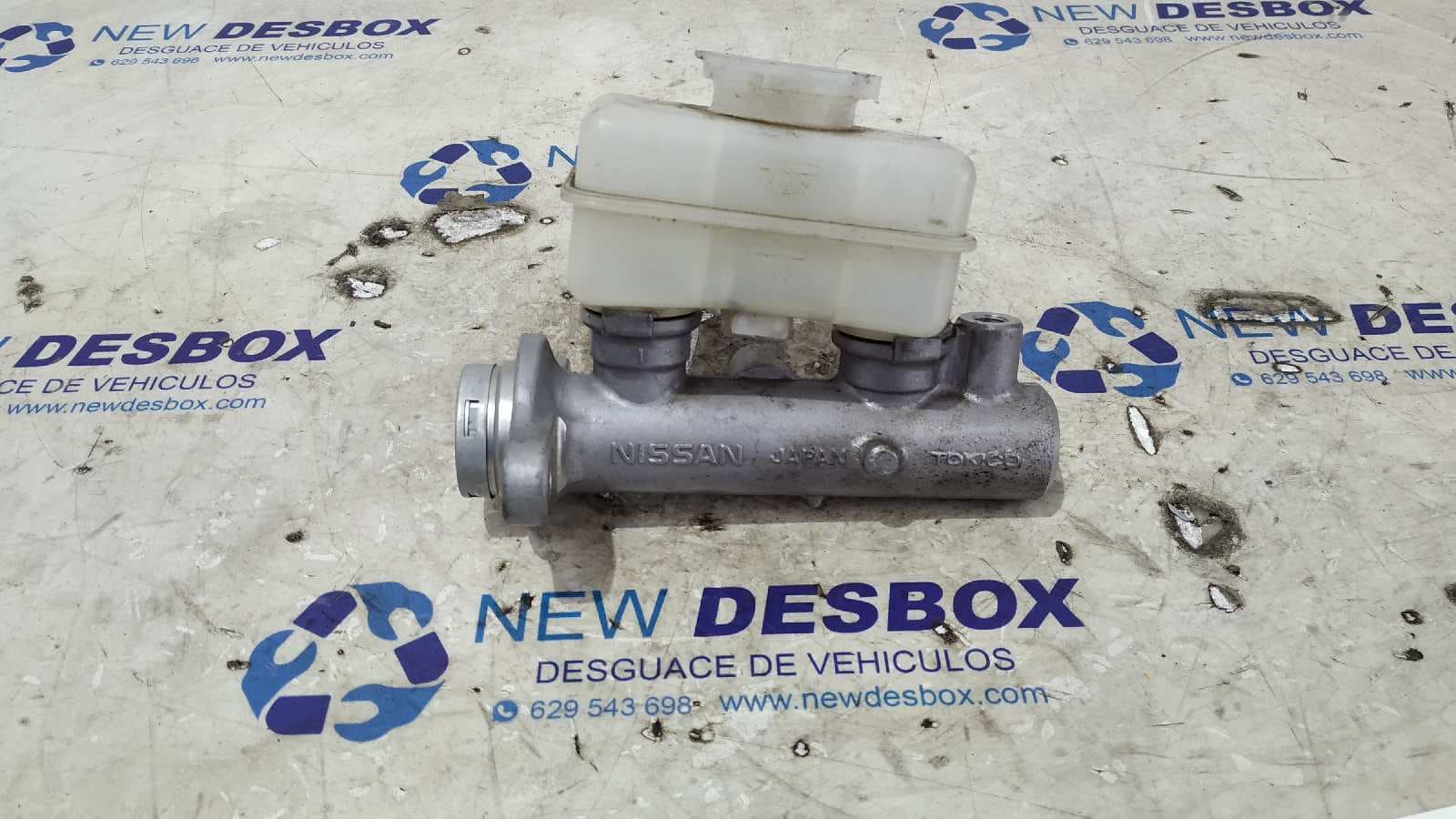 Recambio de BOMBA FRENO para NISSAN PICK-UP (D22) TD Doble Cabina Navara YD25DDTI referencia OEM IAM    - GRIS PLATA