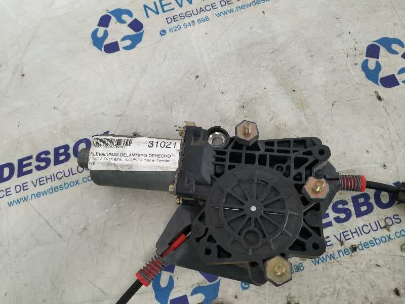 Recambio de ELEVALUNAS DELANTERO DERECHO para FORD FIESTA BERL./COURIER Courier Familiar J6B referencia OEM IAM    - ROJO 5