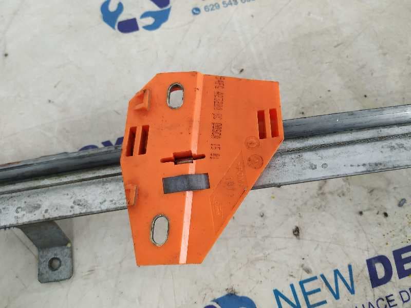 Recambio de ELEVALUNAS DELANTERO DERECHO para FORD FIESTA BERL./COURIER Courier Familiar J6B referencia OEM IAM    - ROJO 4