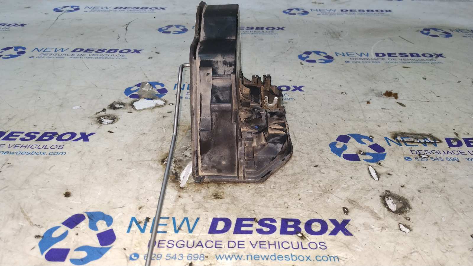 Recambio de CERRADURA PUERTA DELANTERA DERECHA para BMW X3 (E83) M47N204D4 referencia OEM IAM 7202146   - AZUL 2
