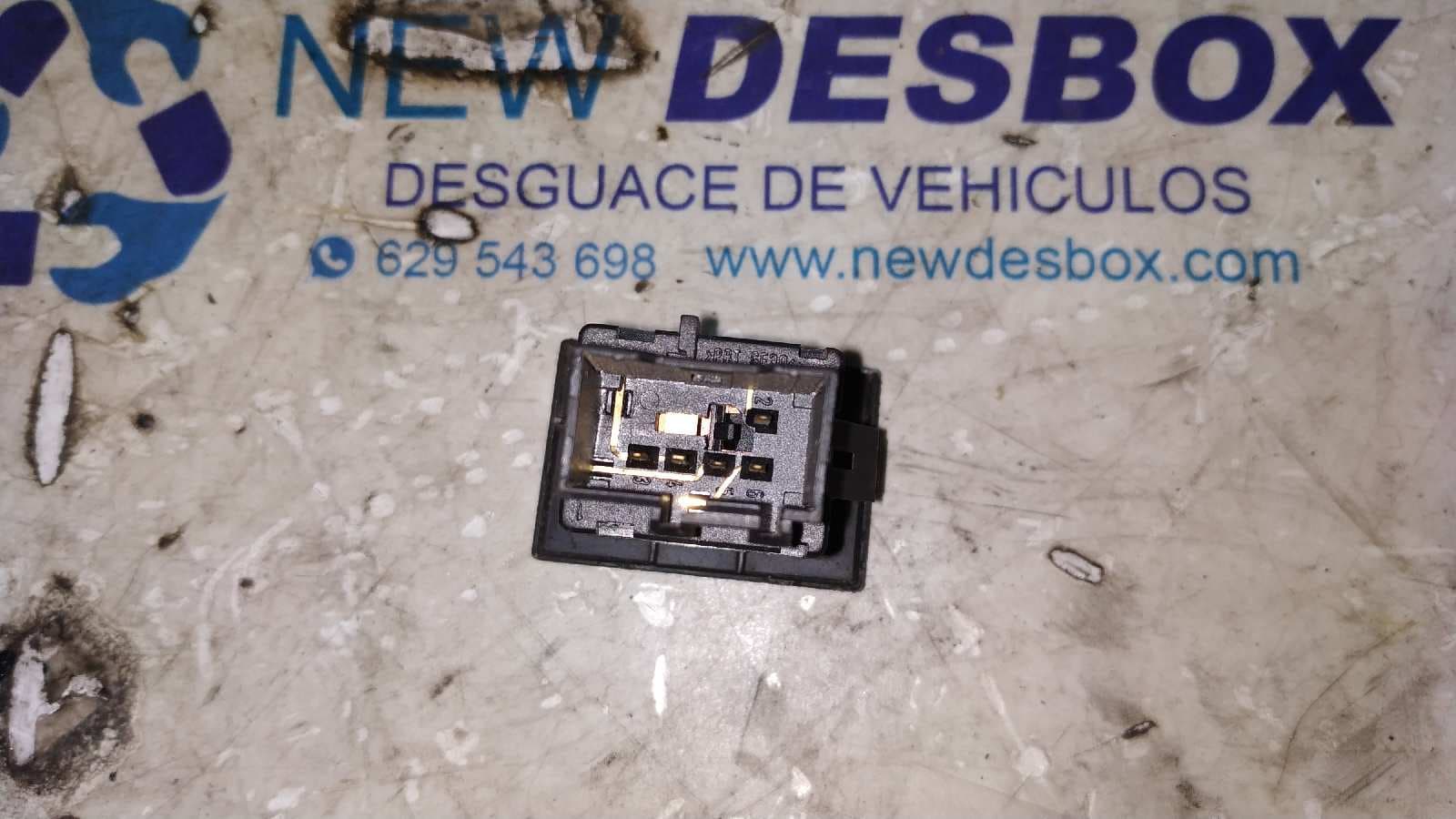 Recambio de INTERRUPTOR para VOLKSWAGEN TOUAREG (7LA) referencia OEM IAM 7L6919281 3