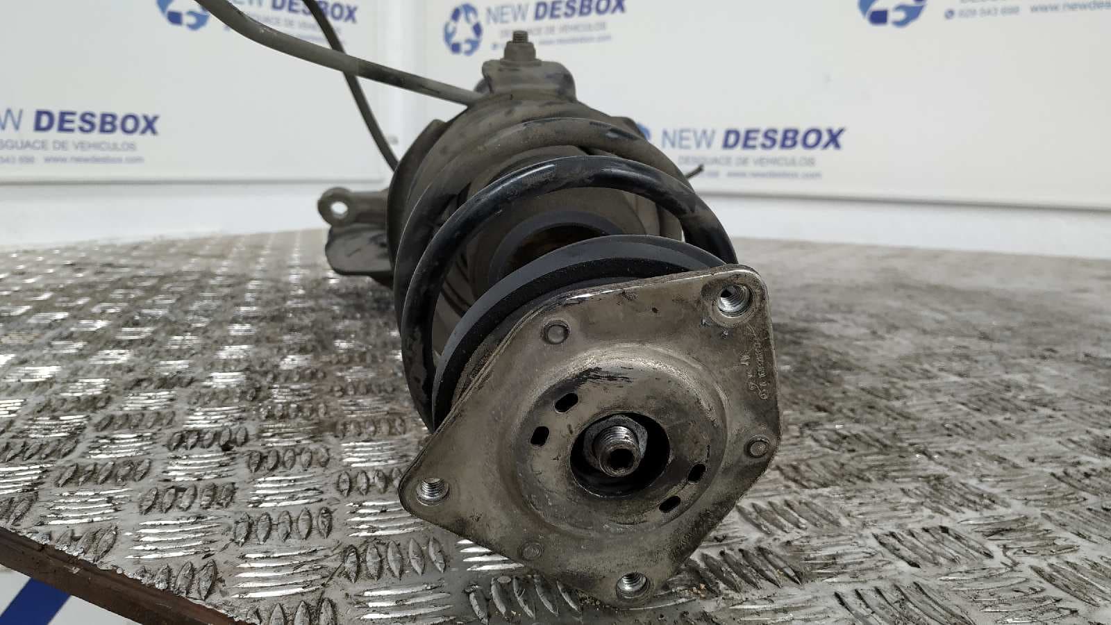 Recambio de MANGUETA DELANTERA DERECHA para MERCEDES-BENZ CLASE A (W169) OM640942 referencia OEM IAM    - AZUL 3