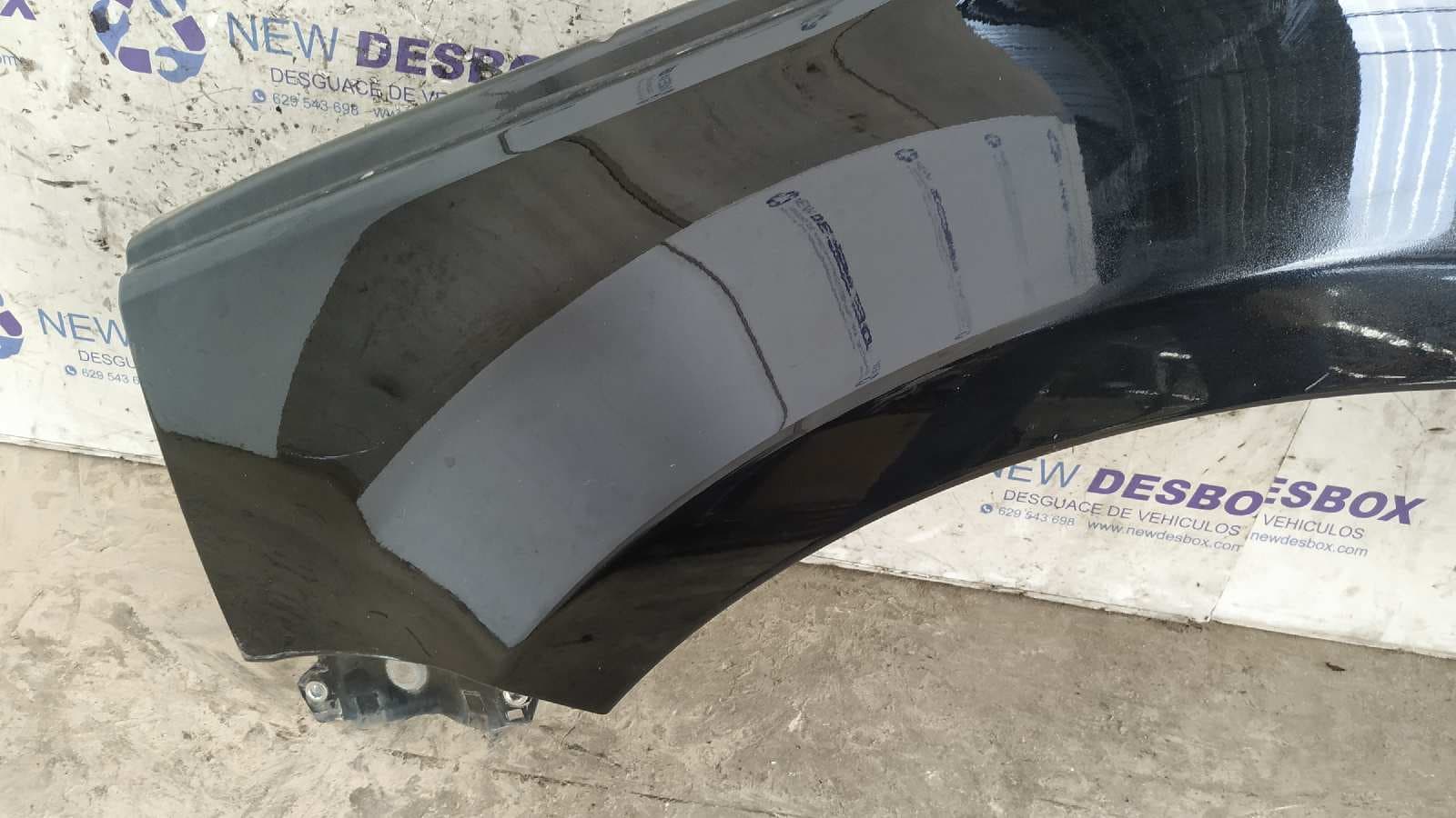 Recambio de ALETA DELANTERA IZQUIERDA para LAND ROVER RANGE ROVER SPORT 276DT referencia OEM IAM ASB790030   - NEGRO 7