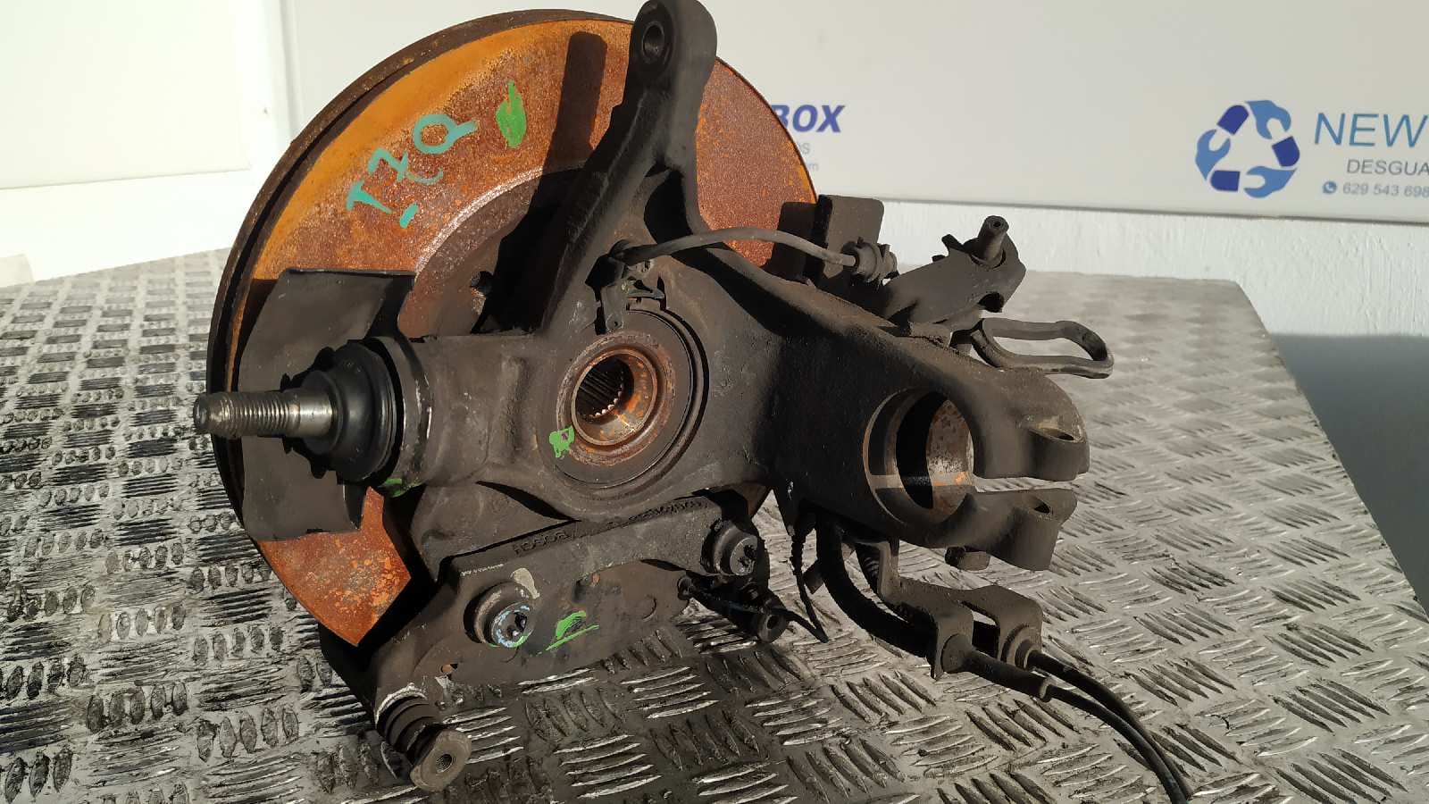 Recambio de MANGUETA DELANTERA IZQUIERDA para CITROEN C5 BERLINA RHZ referencia OEM IAM 2