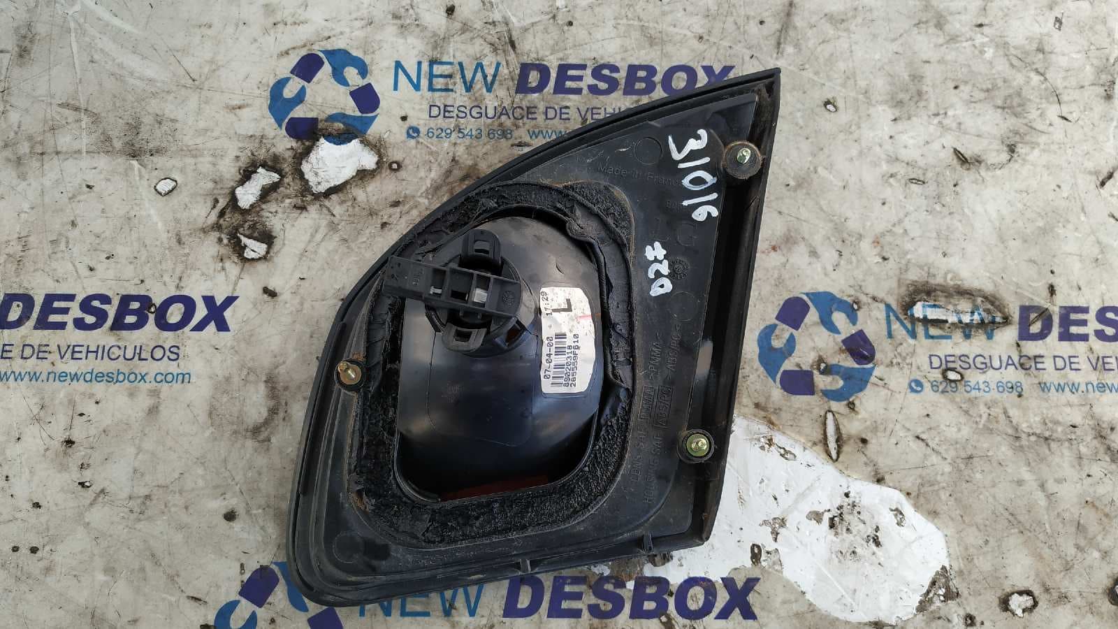 Recambio de PILOTO PORTON IZQUIERDO para NISSAN PRIMERA BERLINA (P11) 2.0 Turbodiesel CAT GA16DE referencia OEM IAM 89020318   - GRIS 4