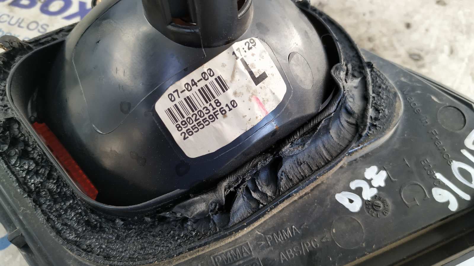 Recambio de PILOTO PORTON IZQUIERDO para NISSAN PRIMERA BERLINA (P11) 2.0 Turbodiesel CAT GA16DE referencia OEM IAM 89020318   - GRIS 2