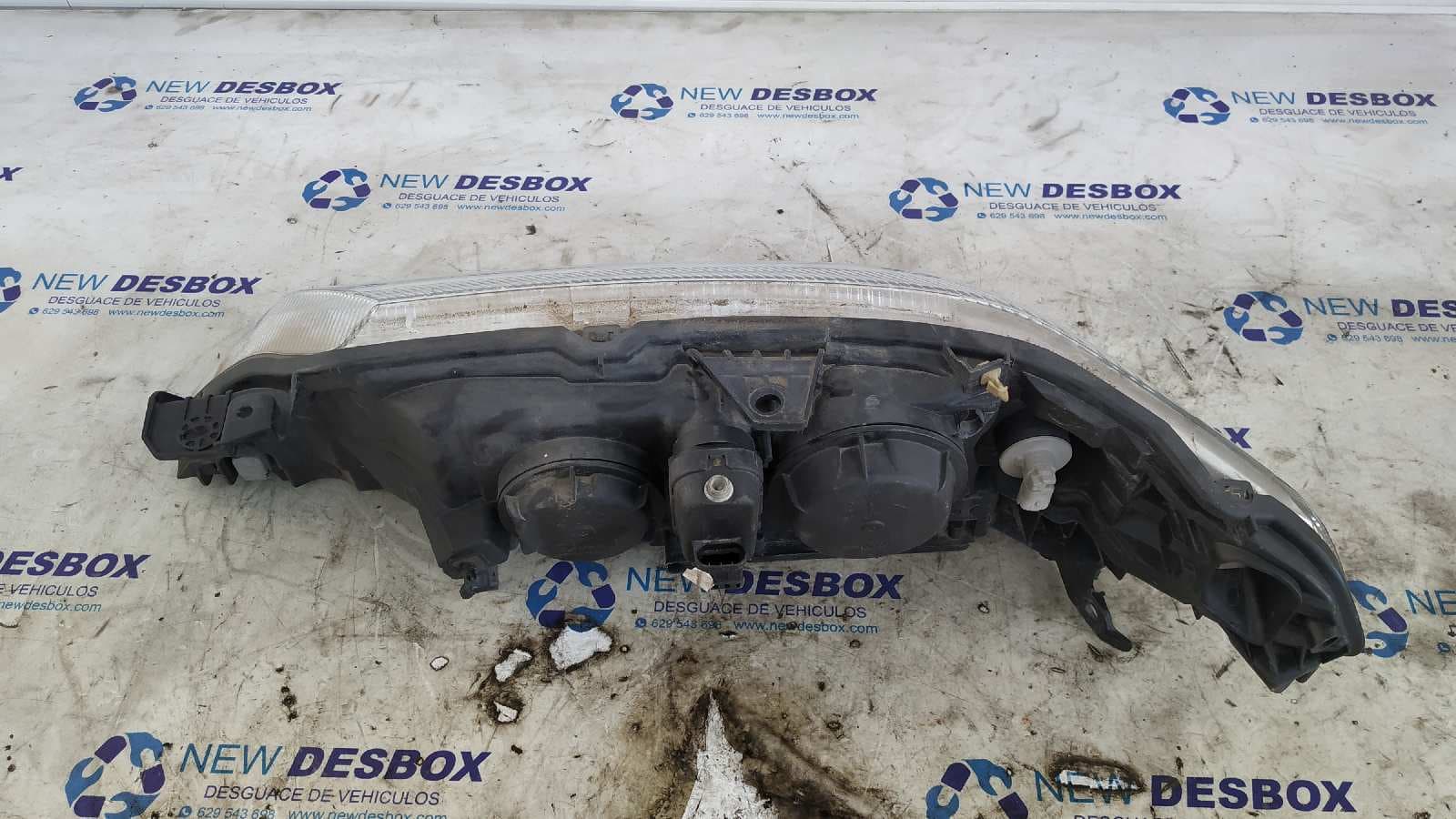 Recambio de FARO DERECHO para RENAULT LAGUNA II (BG0) 2.0 F4RJ7      referencia OEM IAM 8200002847   - VERDE 5