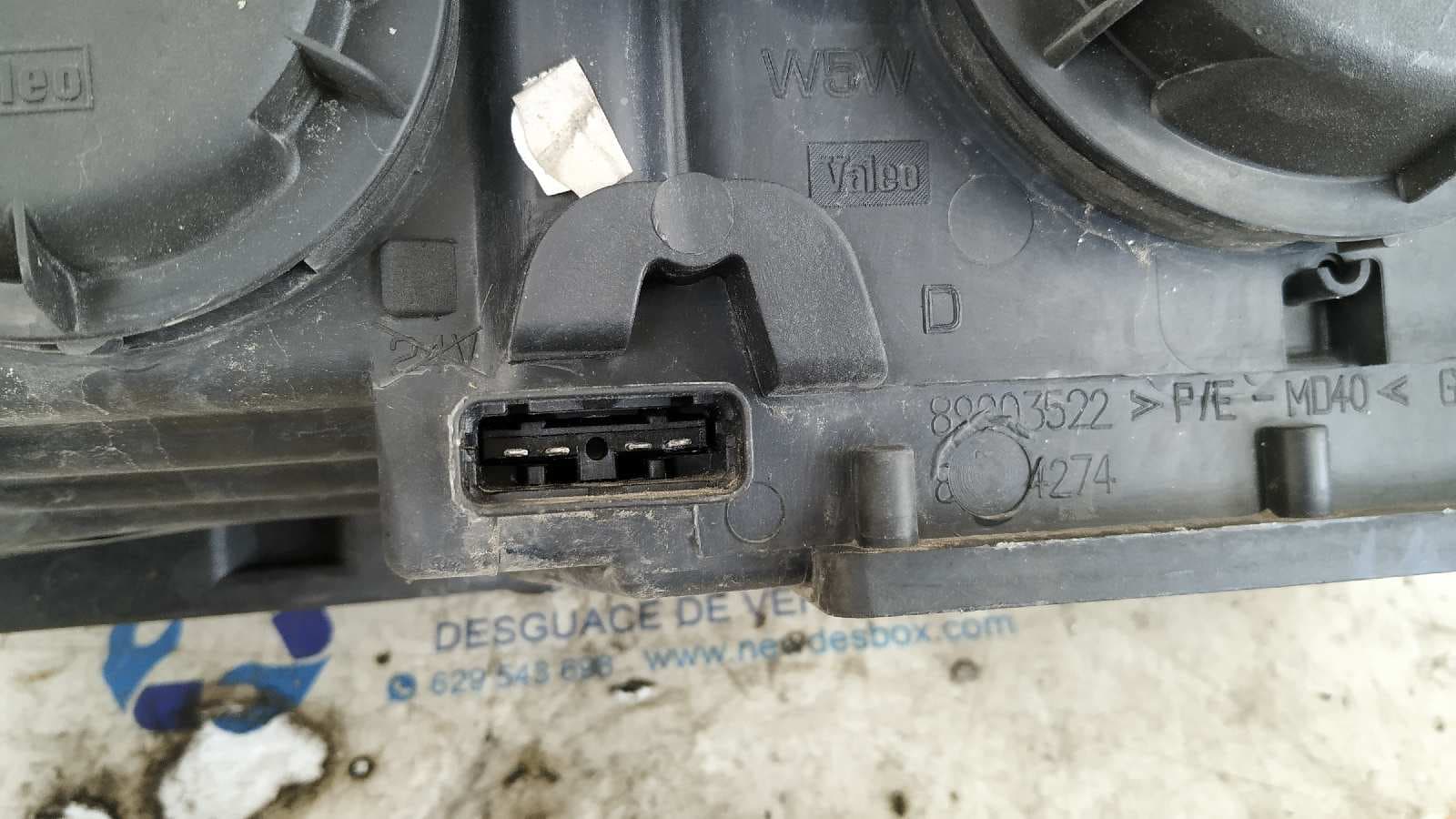 Recambio de FARO DERECHO para RENAULT LAGUNA II (BG0) 2.0 F4RJ7      referencia OEM IAM 8200002847   - VERDE 4