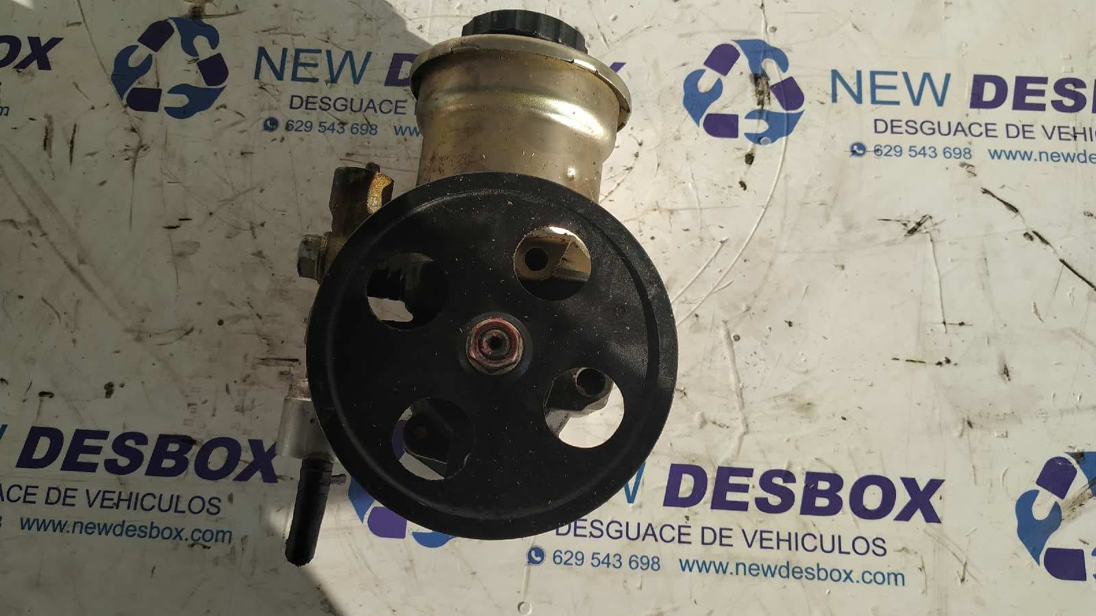 Recambio de BOMBA DIRECCION para TOYOTA COROLLA (E11) 4AFE referencia OEM IAM H8J26618