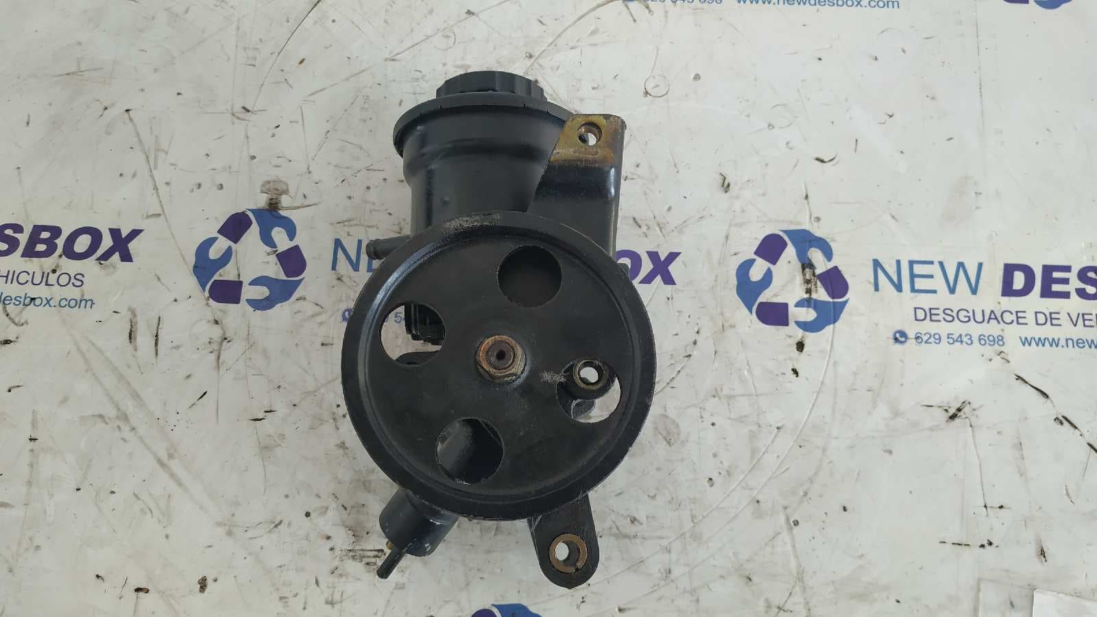 Recambio de BOMBA DIRECCION para TOYOTA COROLLA (E11) 4AFE referencia OEM IAM 12120