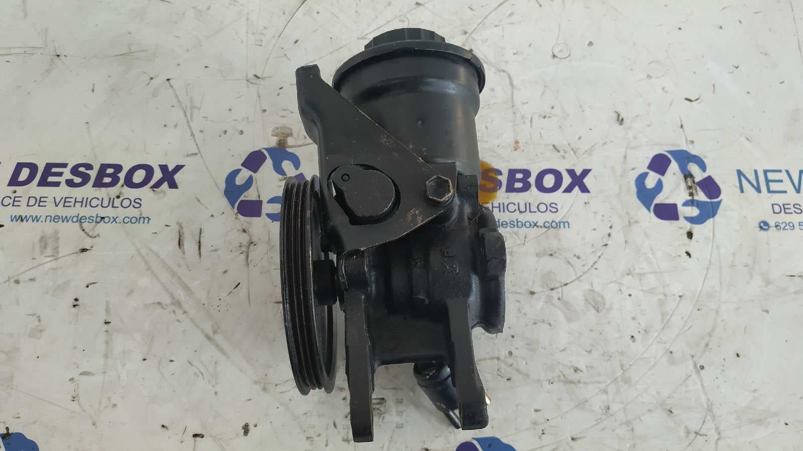Recambio de BOMBA DIRECCION para TOYOTA COROLLA (E11) 4AFE referencia OEM IAM 12120 2