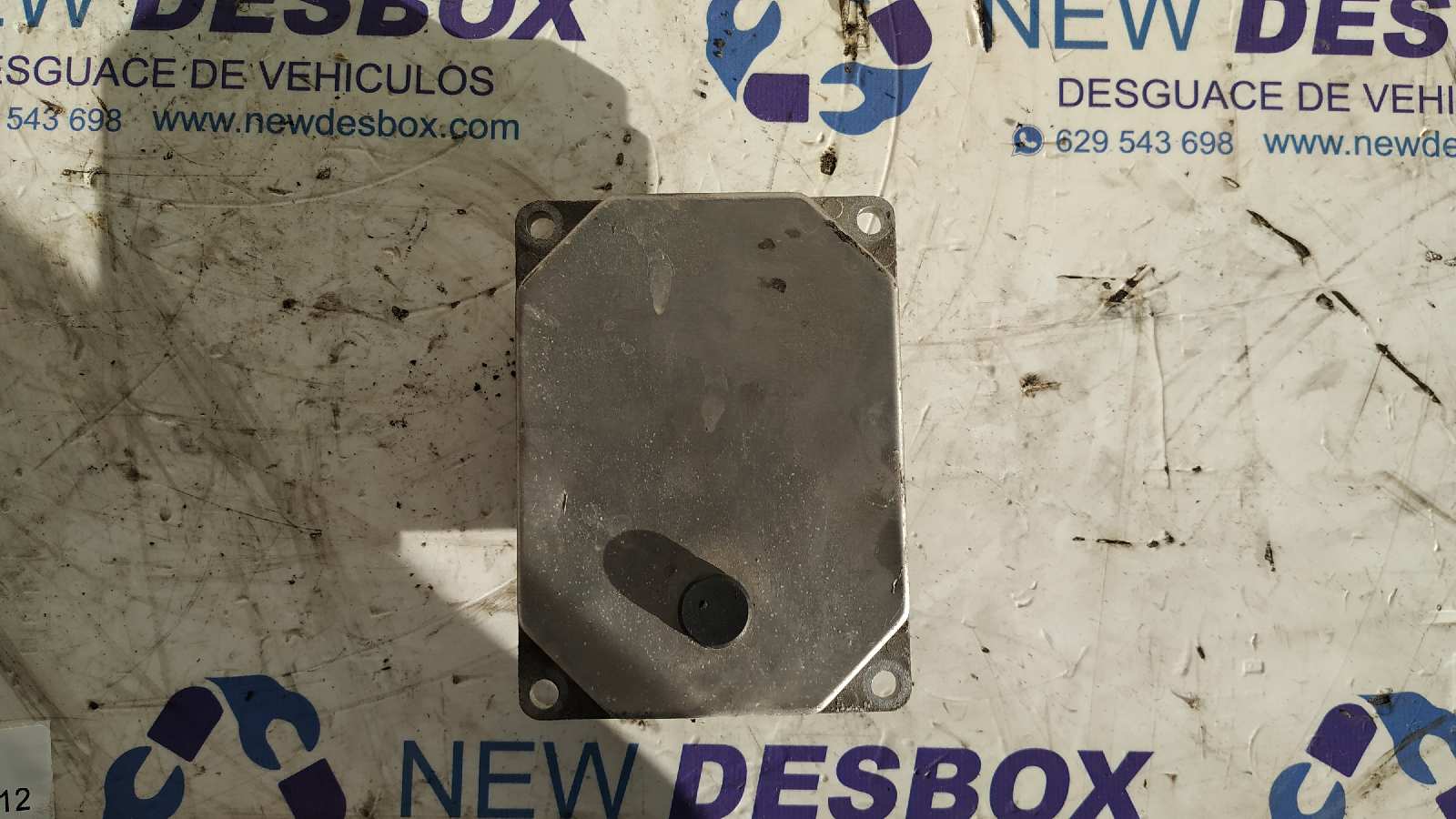 Recambio de CENTRALITA MOTOR UCE para FIAT GRANDE PUNTO (199) 350A1000 referencia OEM IAM    - GRIS PLATA 4