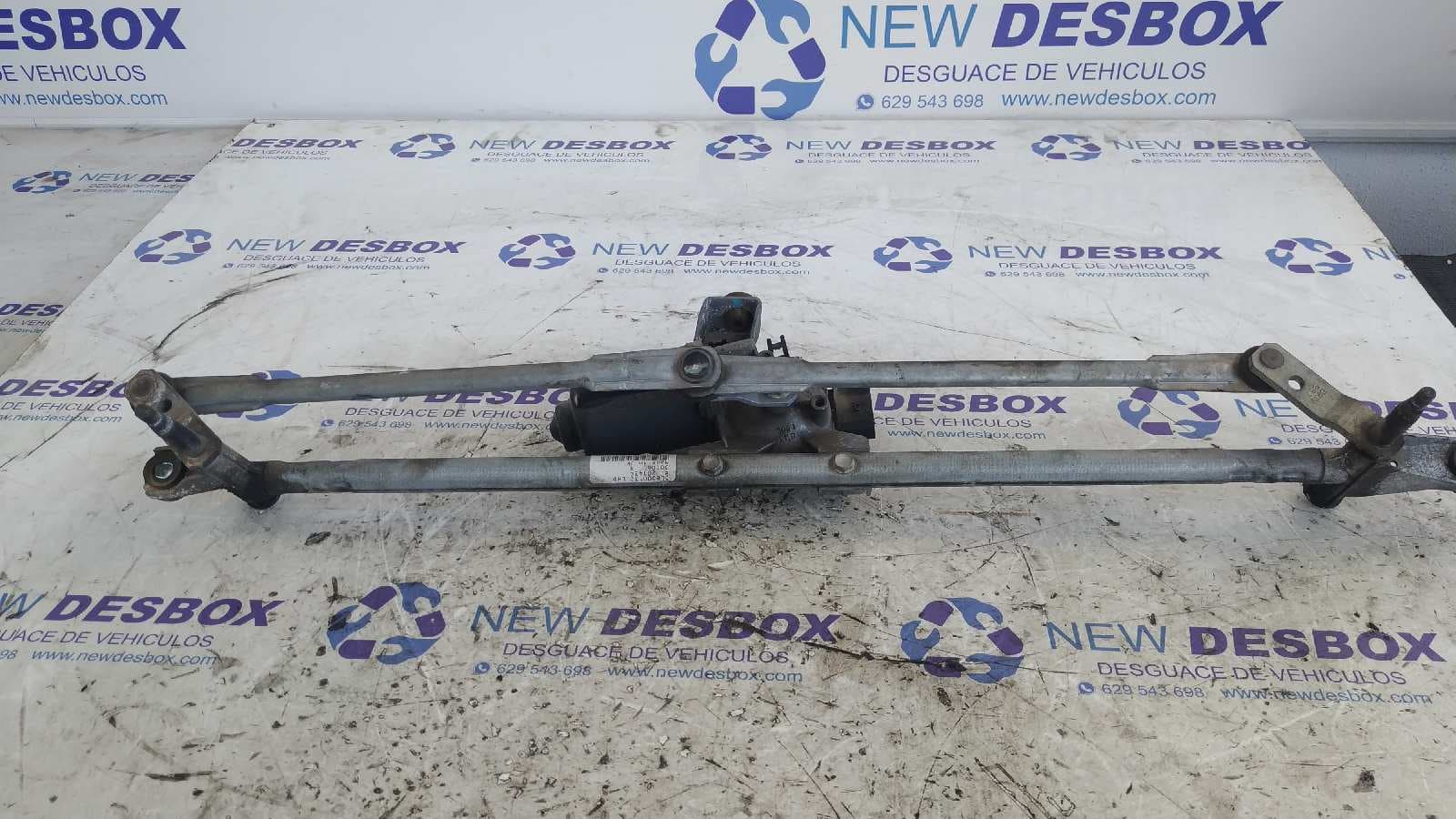 Recambio de MOTOR LIMPIA DELANTERO para LAND ROVER RANGE ROVER SPORT 276DT referencia OEM IAM 9501242   - NEGRO 2