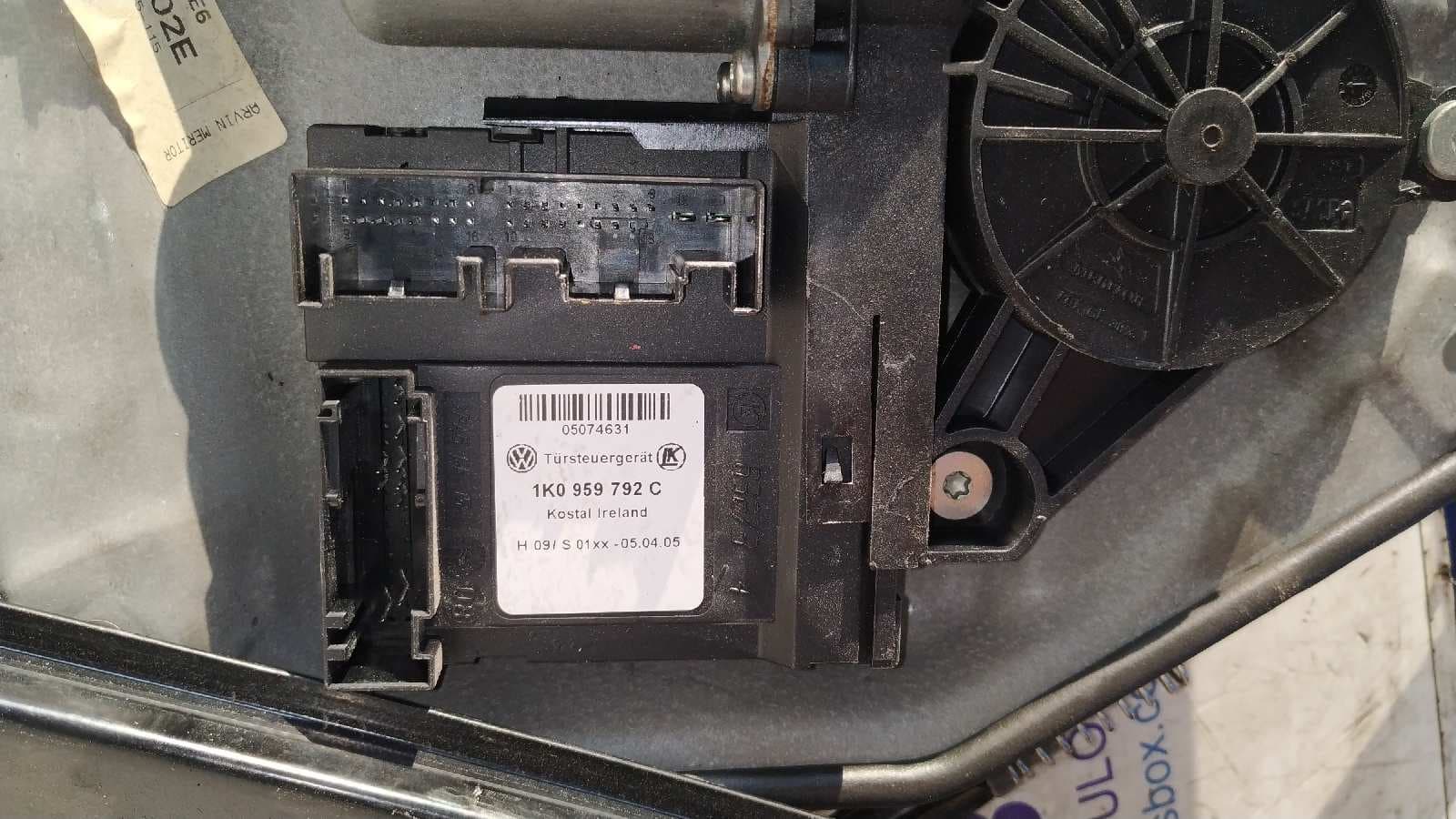 Recambio de ELEVALUNAS DELANTERO DERECHO para VOLKSWAGEN GOLF V BERLINA (1K1) BXE referencia OEM IAM 994844106   - AZUL 4