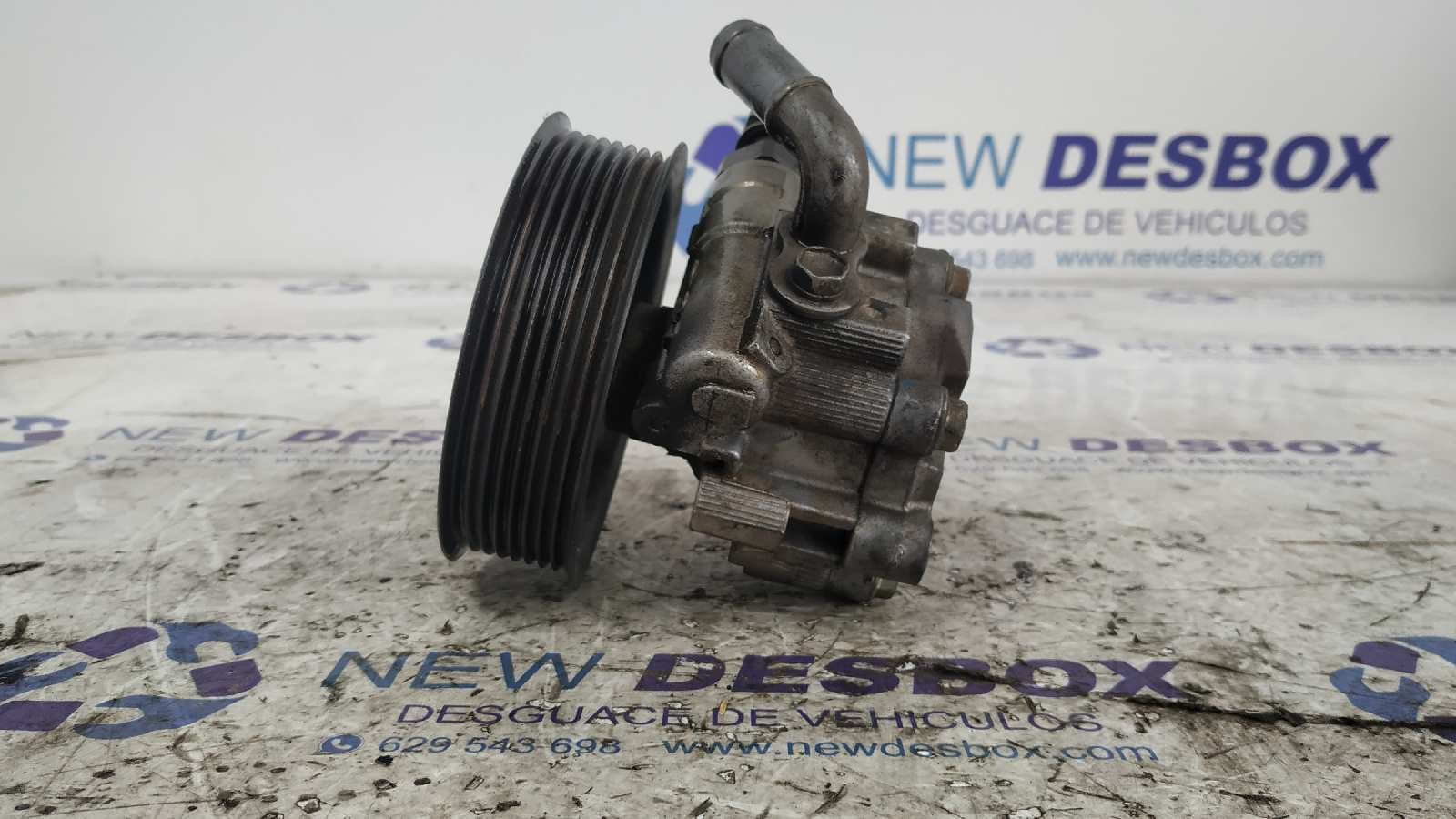 Recambio de BOMBA DIRECCION para LAND ROVER RANGE ROVER SPORT 276DT referencia OEM IAM QVB500400   - NEGRO 3