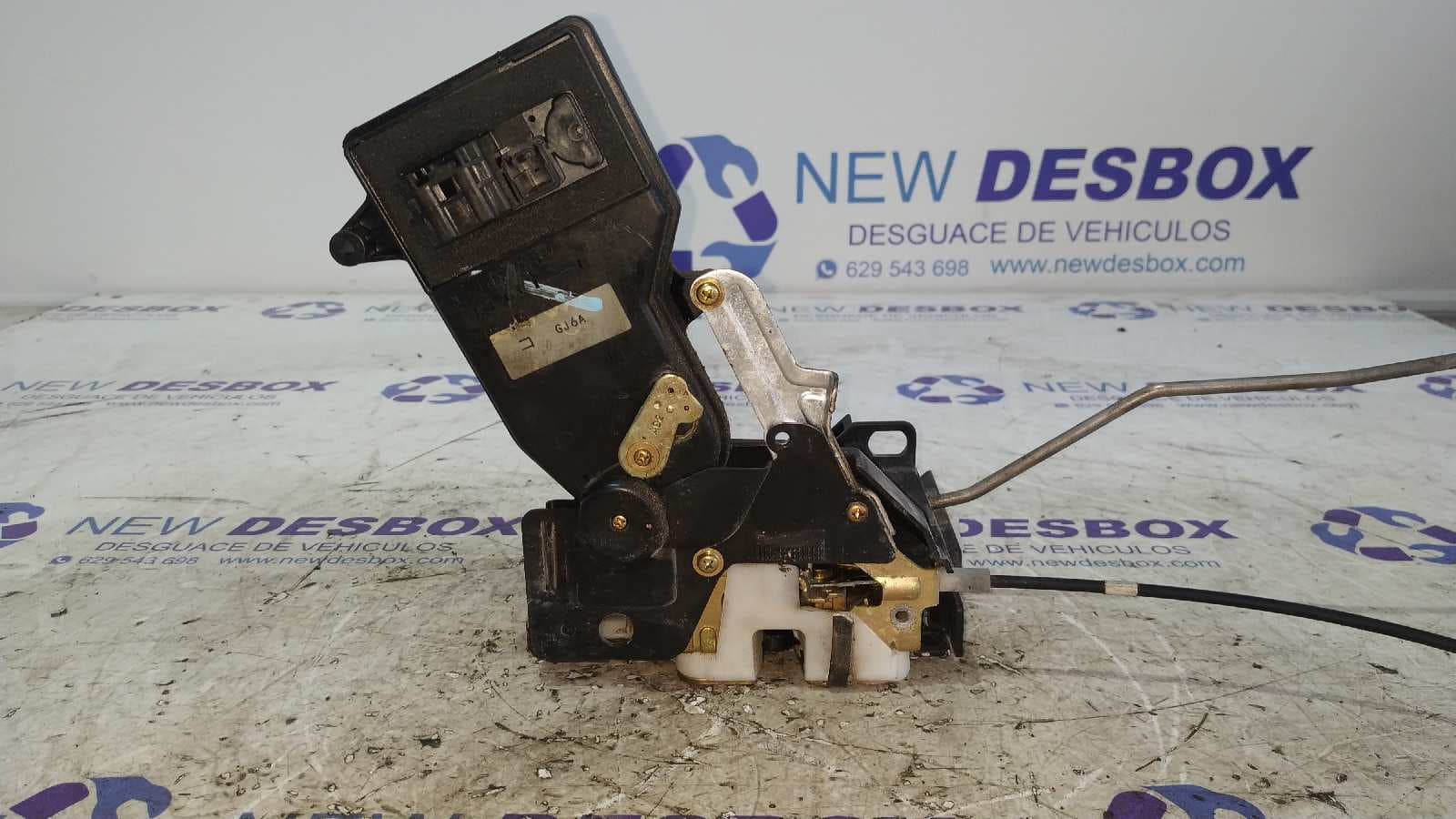 Recambio de CERRADURA PUERTA DELANTERA DERECHA para MAZDA 6 BERLINA (GG) 2.0 CRTD 136 Active (4-ptas.) RF5C referencia OEM IAM    - AZUL 9
