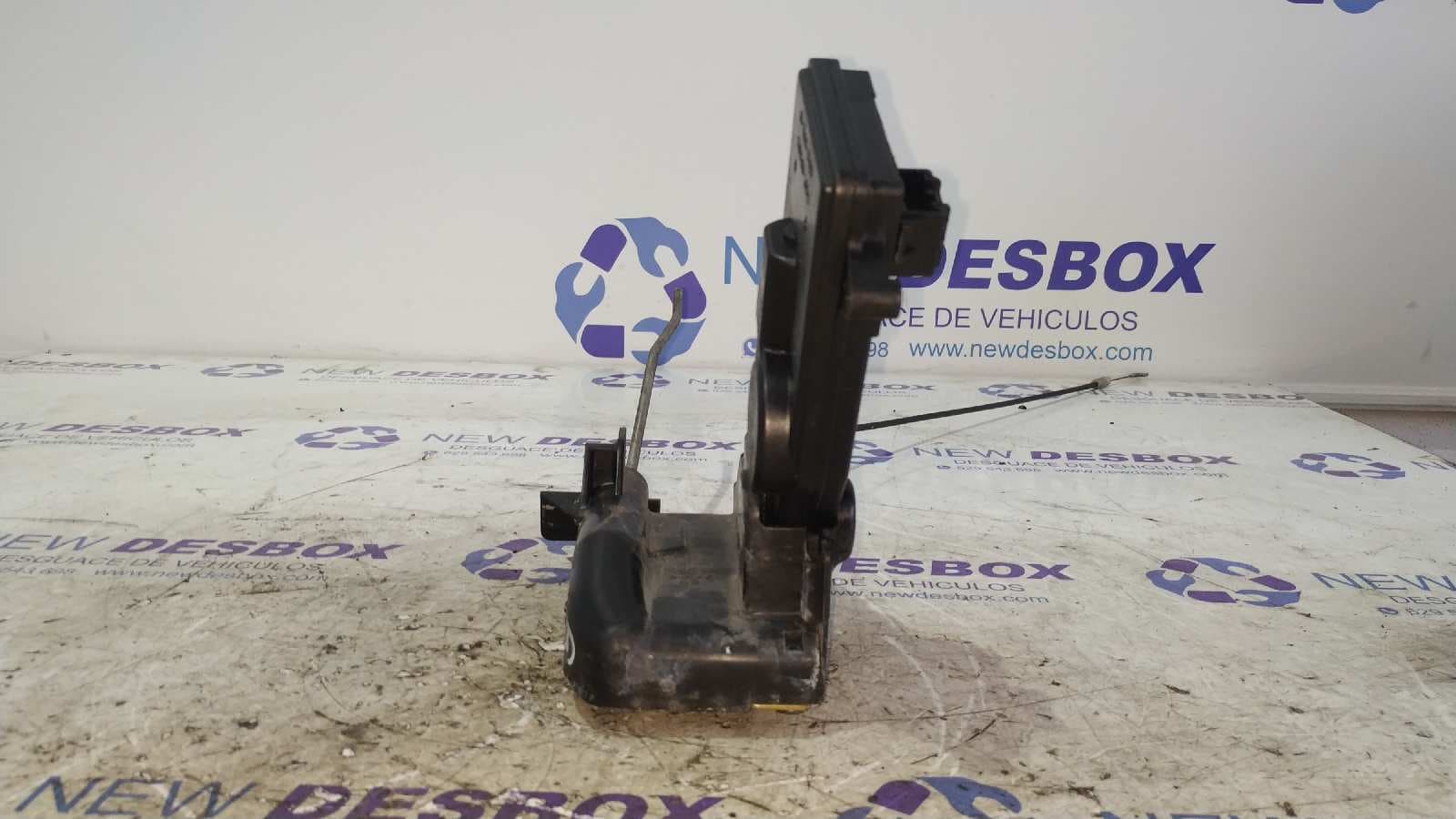 Recambio de CERRADURA PUERTA DELANTERA DERECHA para MAZDA 6 BERLINA (GG) 2.0 CRTD 136 Active (4-ptas.) RF5C referencia OEM IAM    - AZUL 6