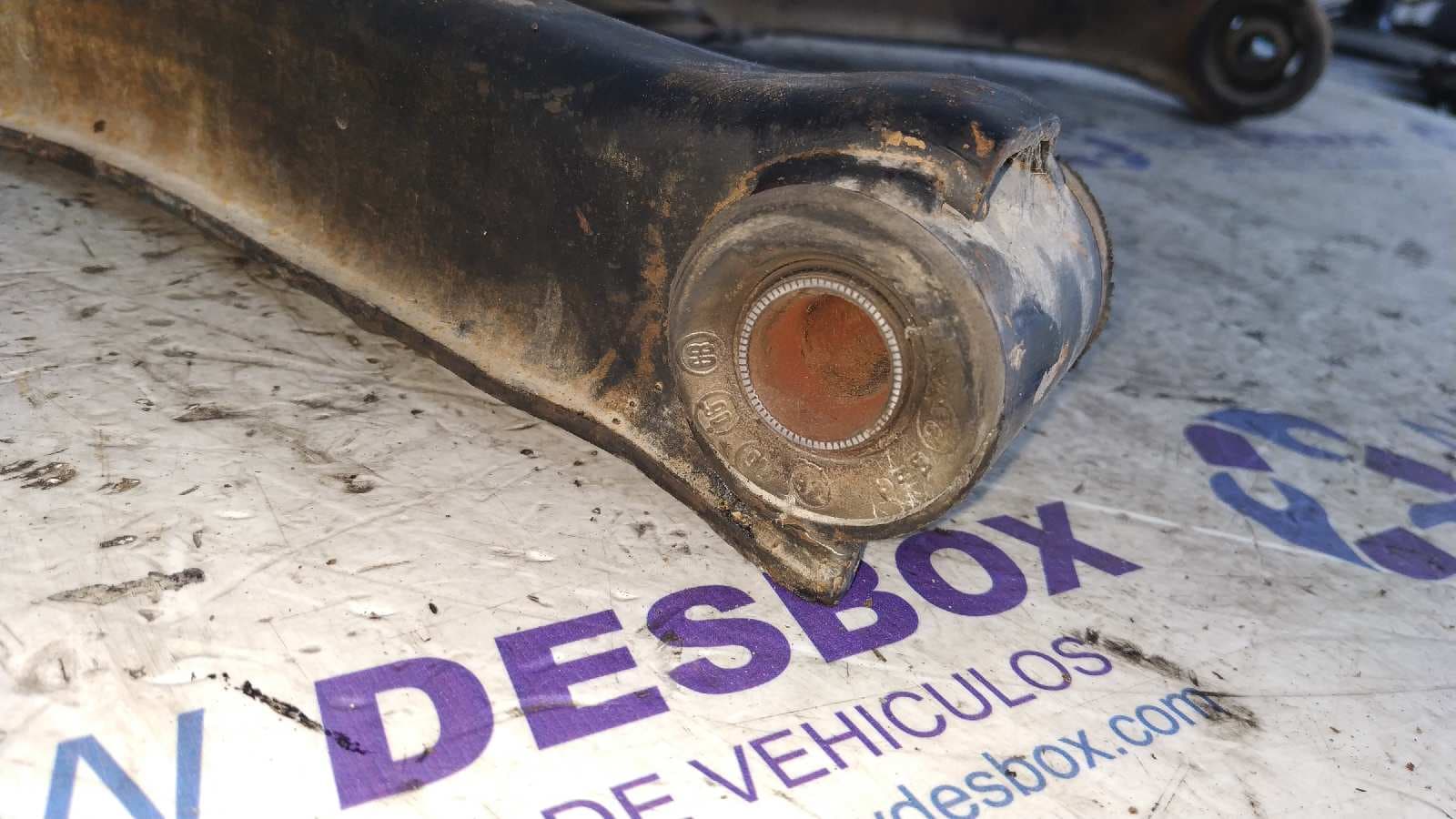 Recambio de BRAZO IZQUIERDO INFERIOR DELANTERO para SUZUKI VITARA SE/SV (ET) 1.9 Turbodiesel XUD9SD referencia OEM IAM    - BLANCO 3