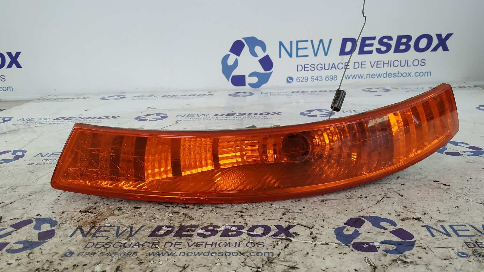 Recambio de PILOTO DELANTERO IZQUIERDO para RENAULT TRAFIC COMBI (AB 4.01) 6 - plazas (L2H1) acristalado parcial 2,9t   Combi largo F9QU7 referencia OEM IAM 8200007031   - BLANCO